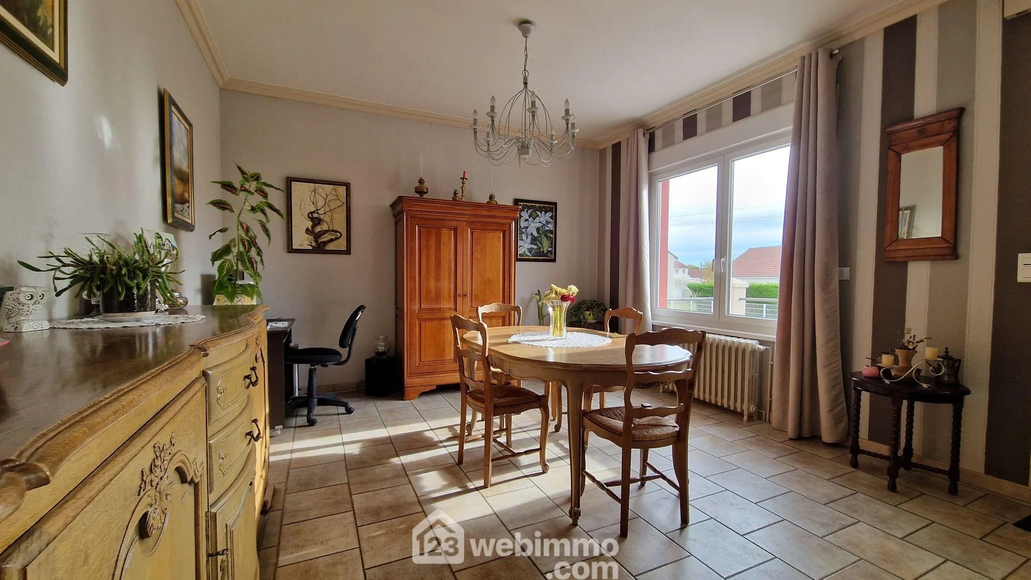 Maison rénovée de 117 m² avec jardin à Laon - Prête à emménager 