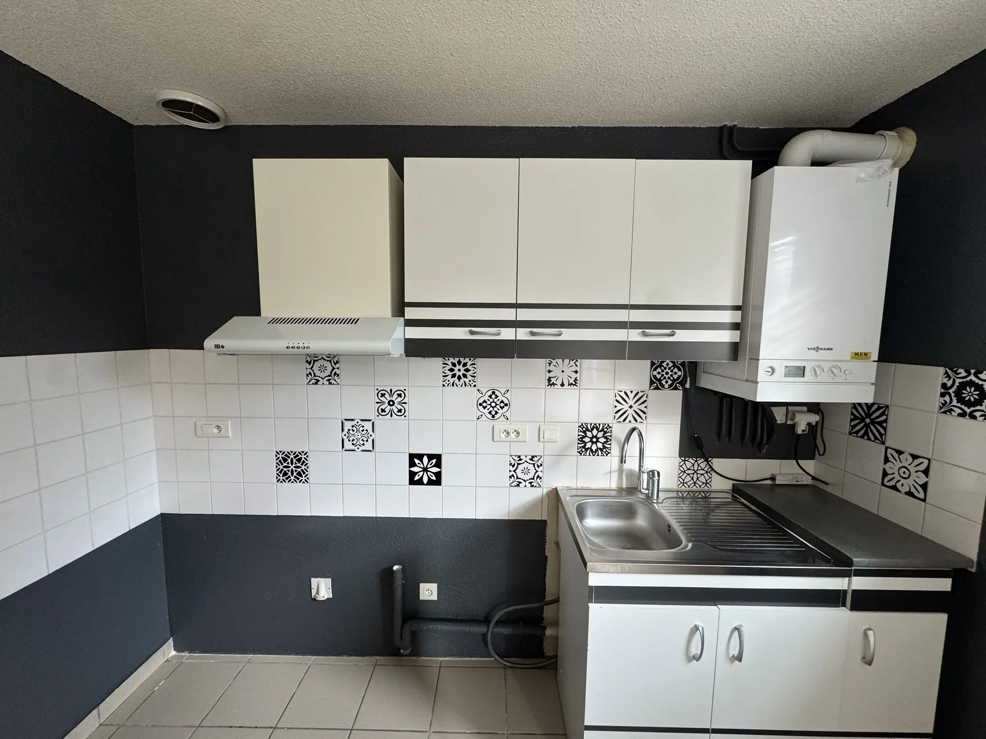 Maison mitoyenne 90 m² à Marcigny, 3 chambres, jardin et garage 