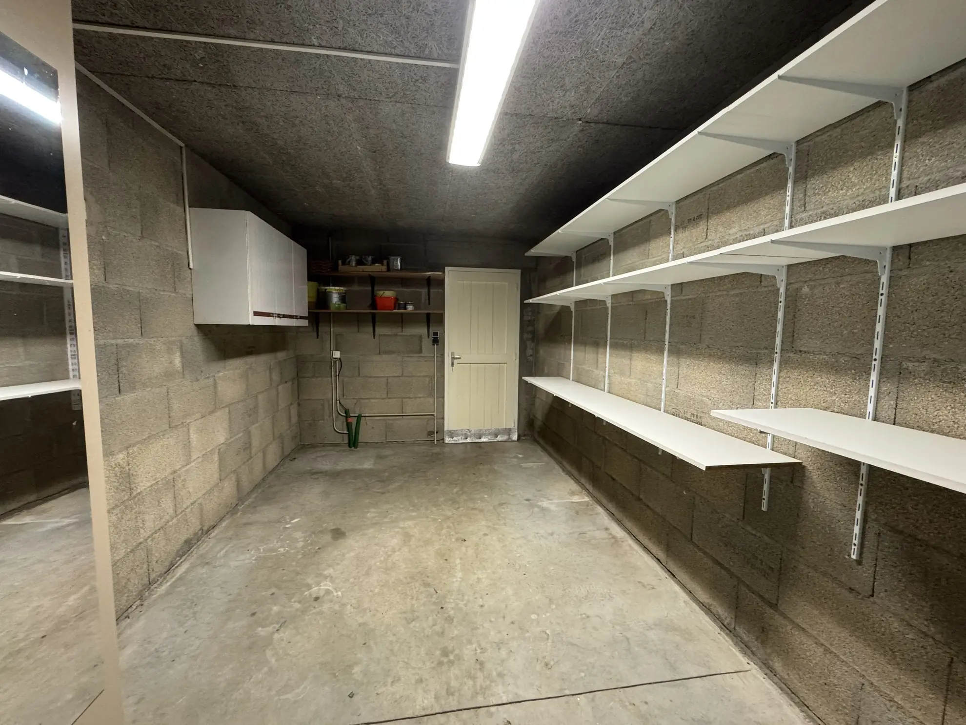 Maison duplex à vendre à Marcigny - 90 m² avec terrain et garage en centre-ville 