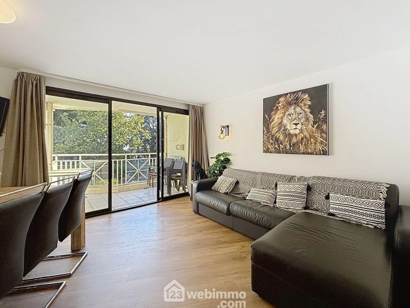 Bel appartement 3 pièces avec vue mer à Cannes dans résidence sécurisée 