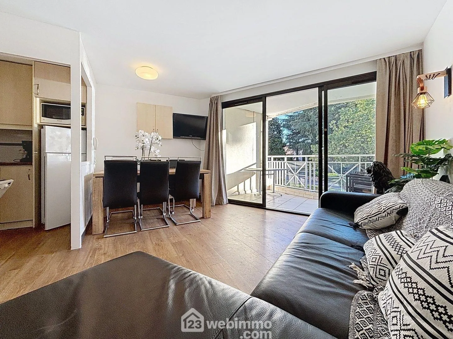 Bel appartement 3 pièces avec vue mer à Cannes dans résidence sécurisée 