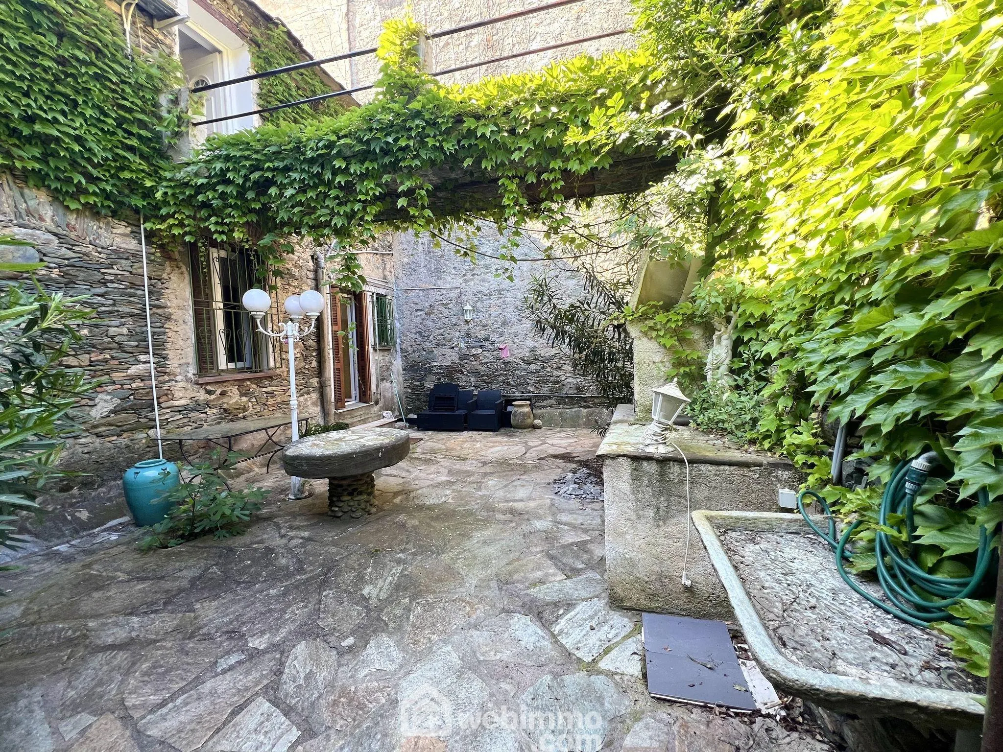 Appartement T3 de 45m² avec patio à Lavasina, Cap Corse - Vue mer et montagne 