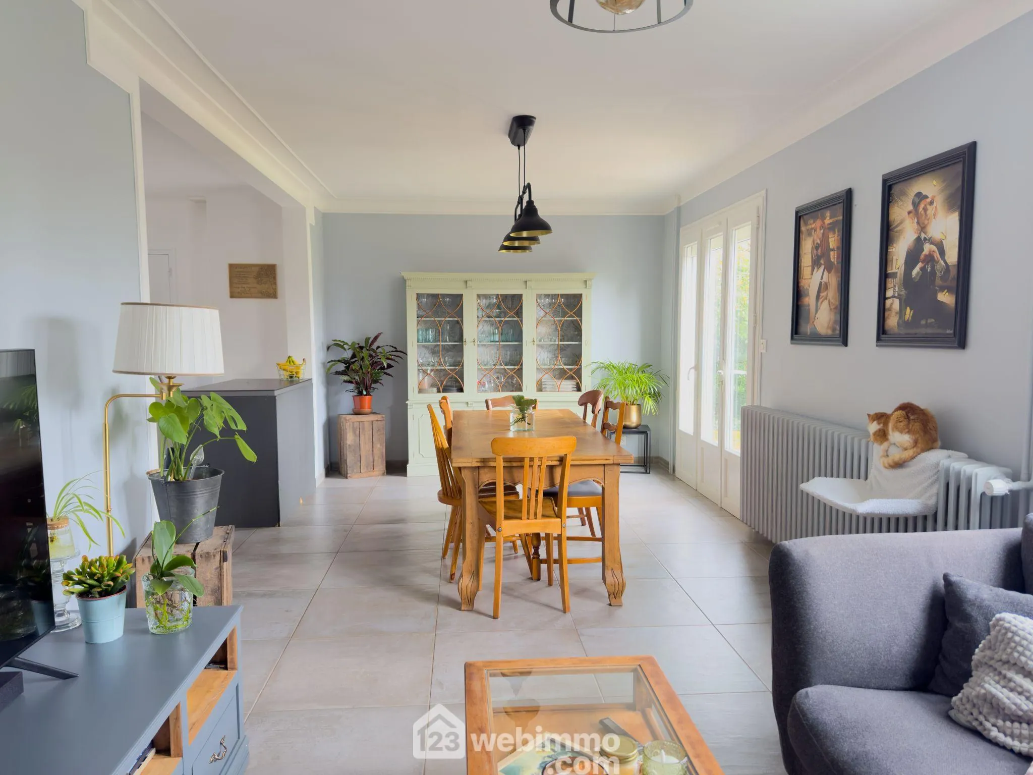 Maison familiale de 100m² avec 5 chambres proche des commodités à Toutlemonde 