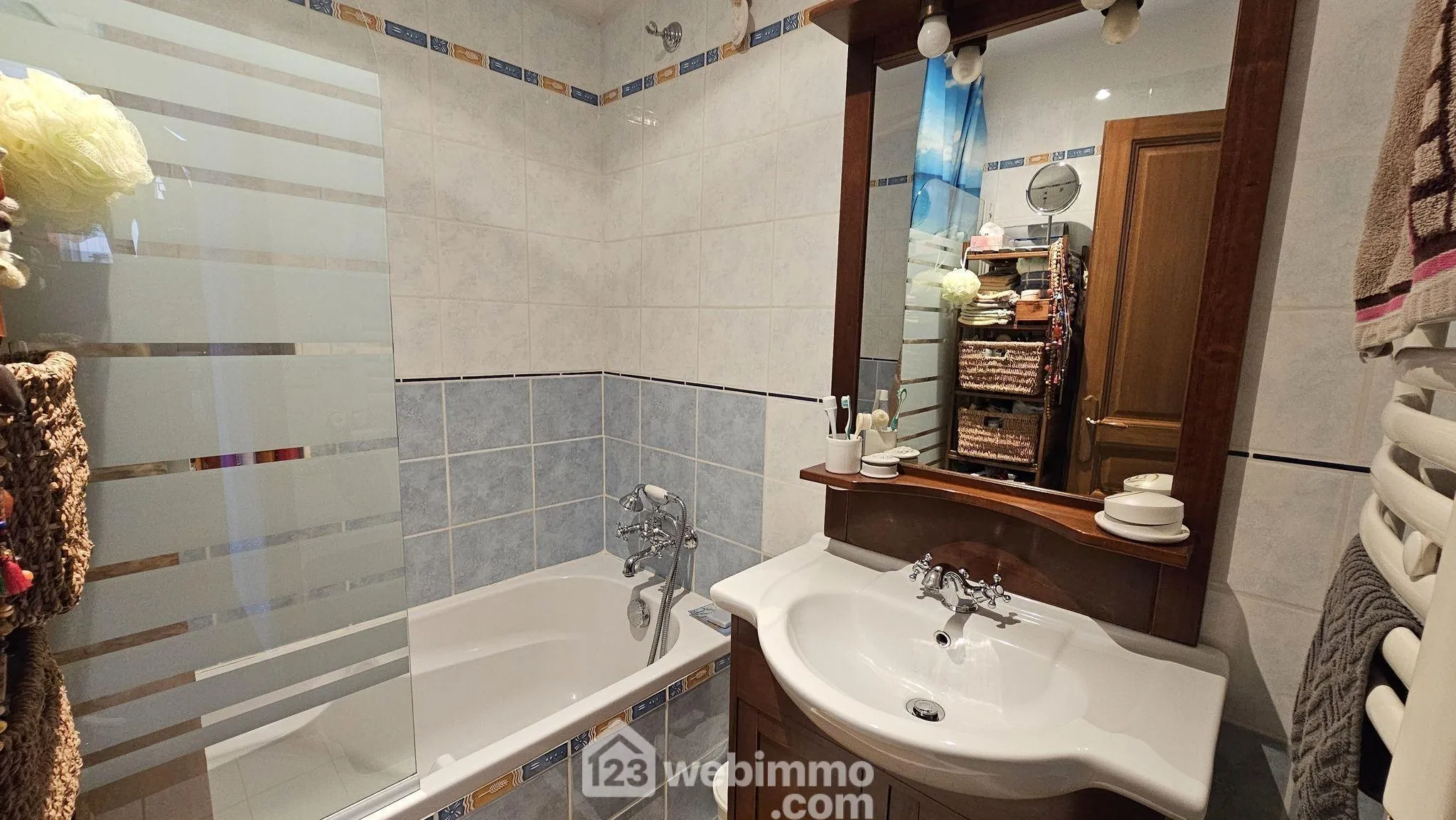 Maison en pierre de 102 m² avec jardin à Nanteau-sur-Lunain 