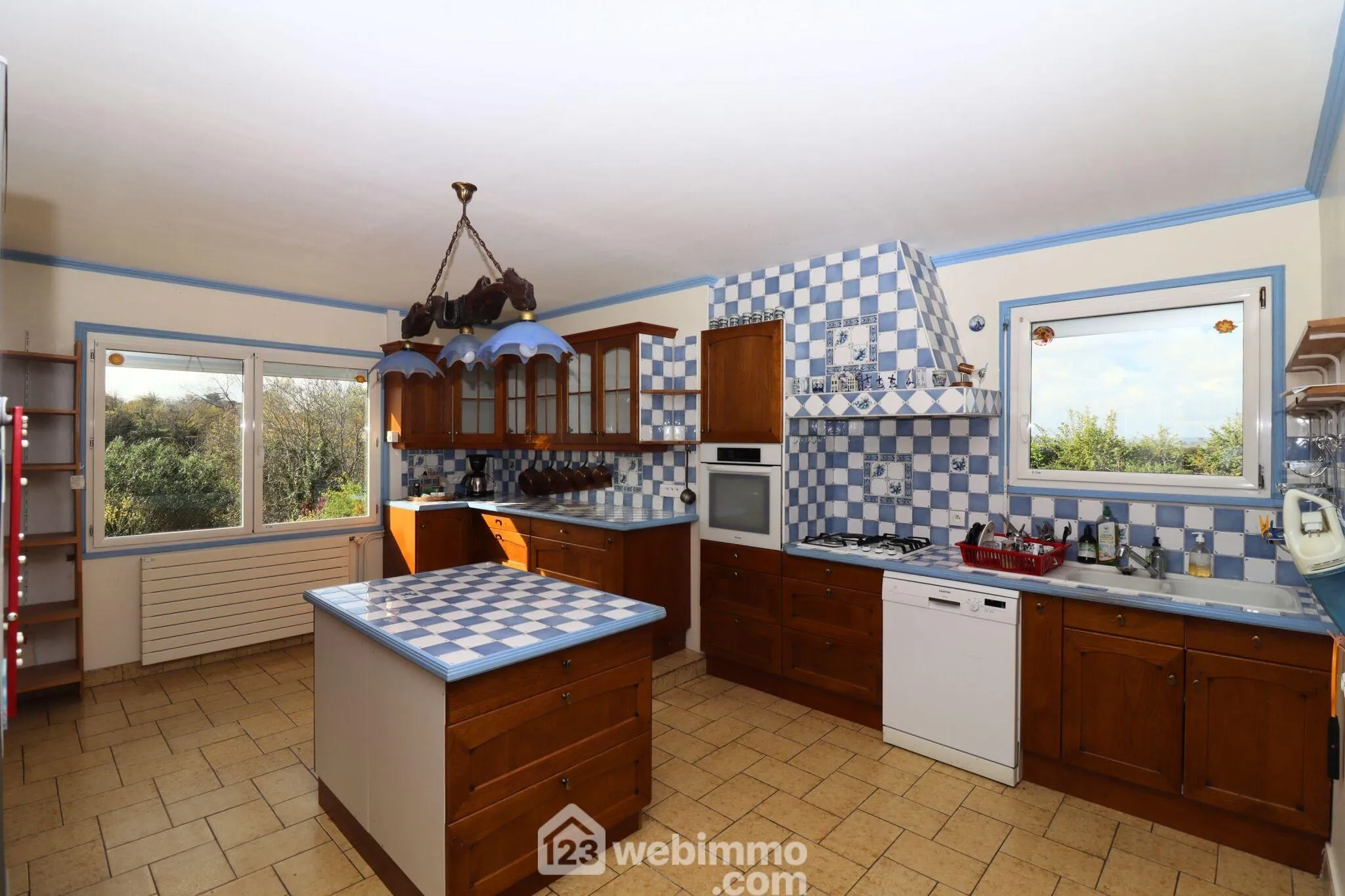 Maison spacieuse de 143 m² avec terrain à Trédrez-Locquémeau 