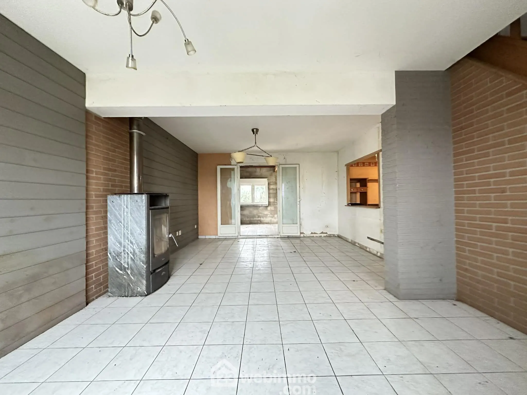 Très jolie maison indépendante de 91m² à Anizy-le-Grand avec grand terrain clos 