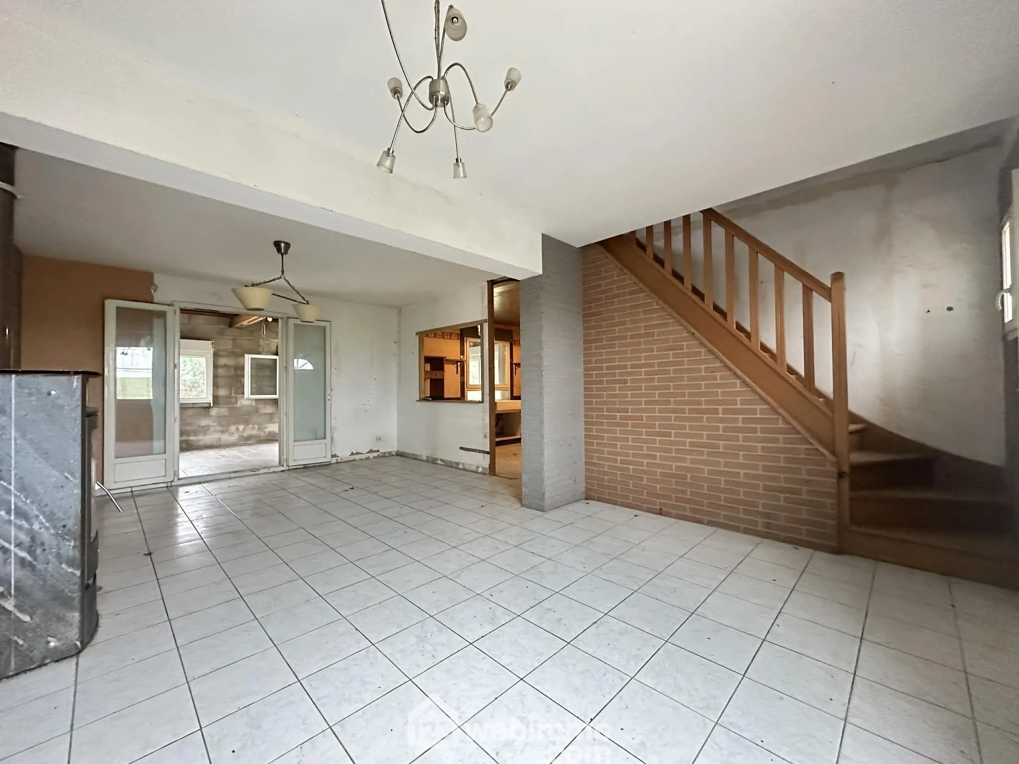 Très jolie maison indépendante de 91m² à Anizy-le-Grand avec grand terrain clos 