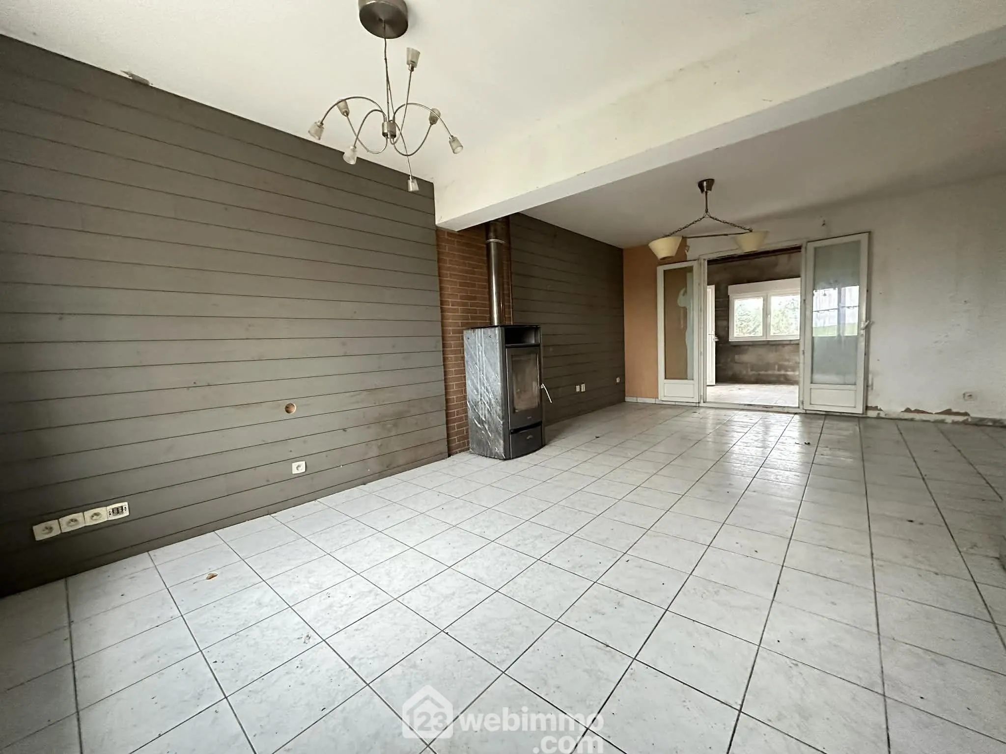 Très jolie maison indépendante de 91m² à Anizy-le-Grand avec grand terrain clos 