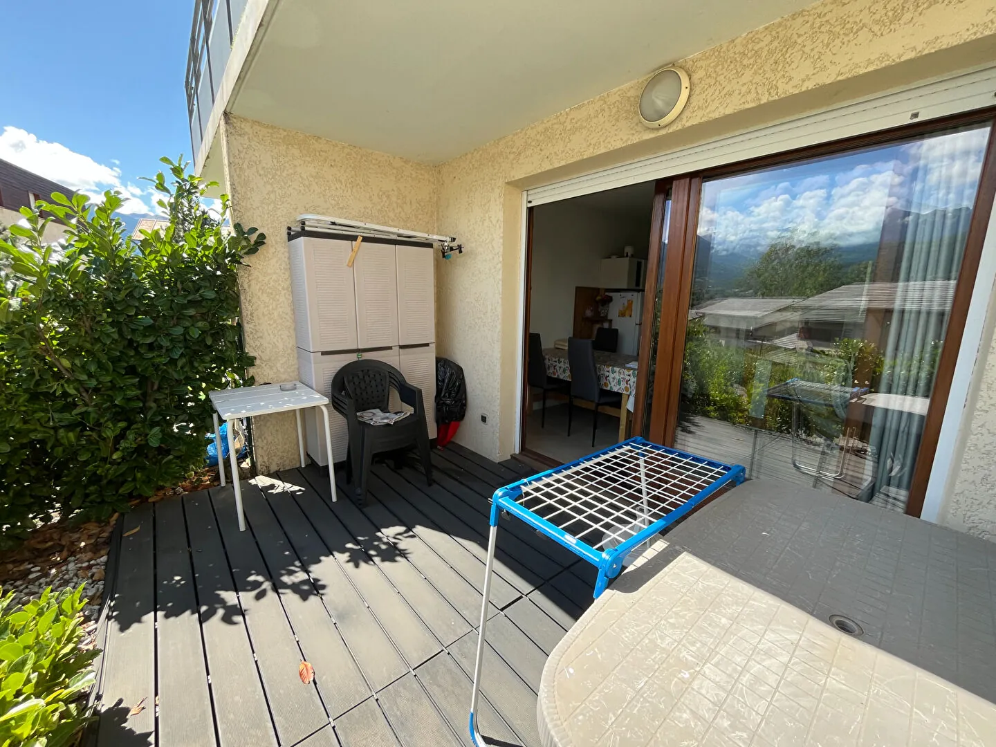Appartement T2 lumineux de 44,55 m² avec terrasse et jardin à Embrun 