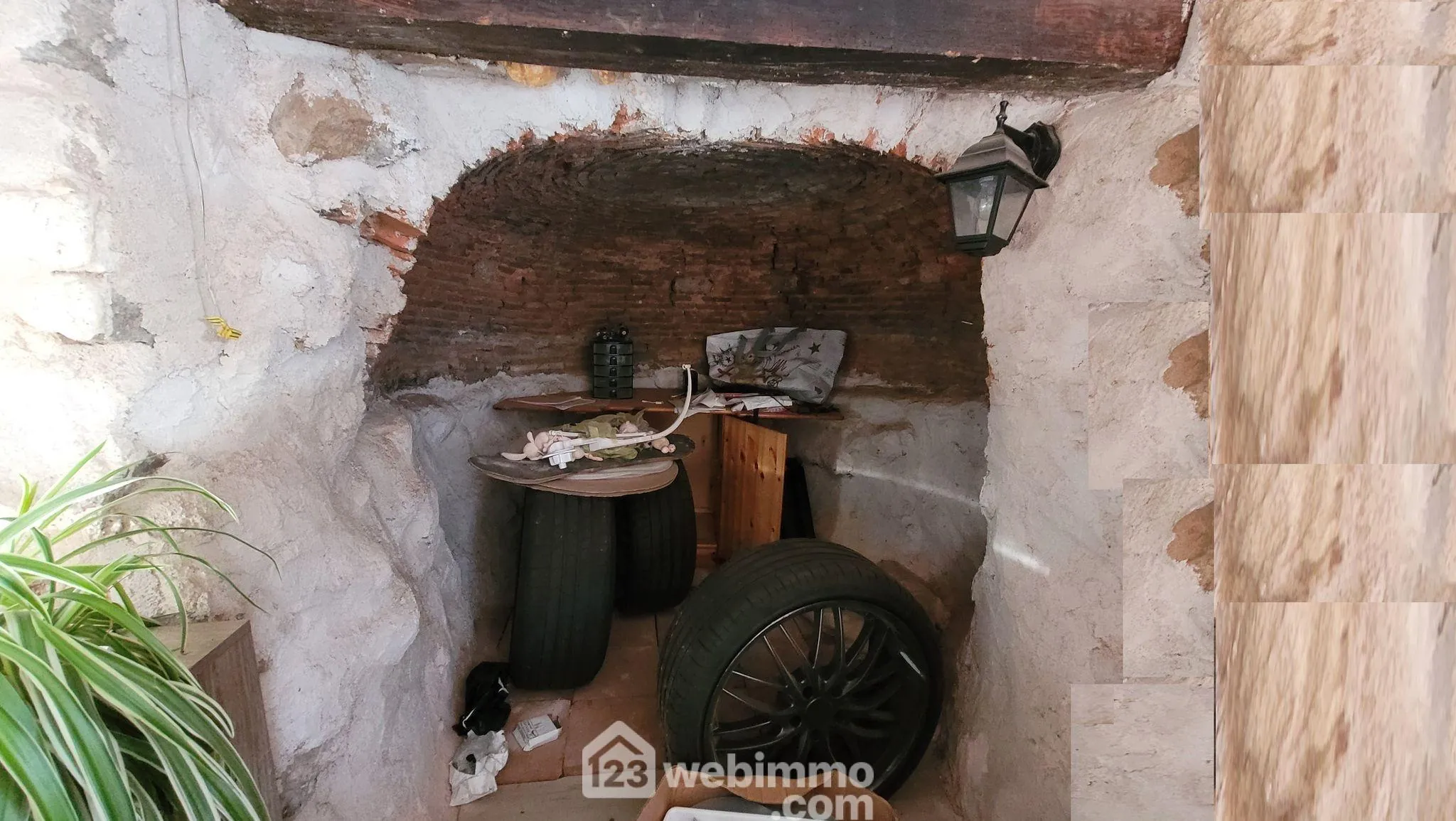 Maison en pierre authentique à Le Bernard - Charme et volumes 