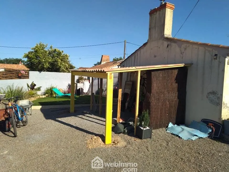 Maison en pierre authentique à Le Bernard - Charme et volumes 
