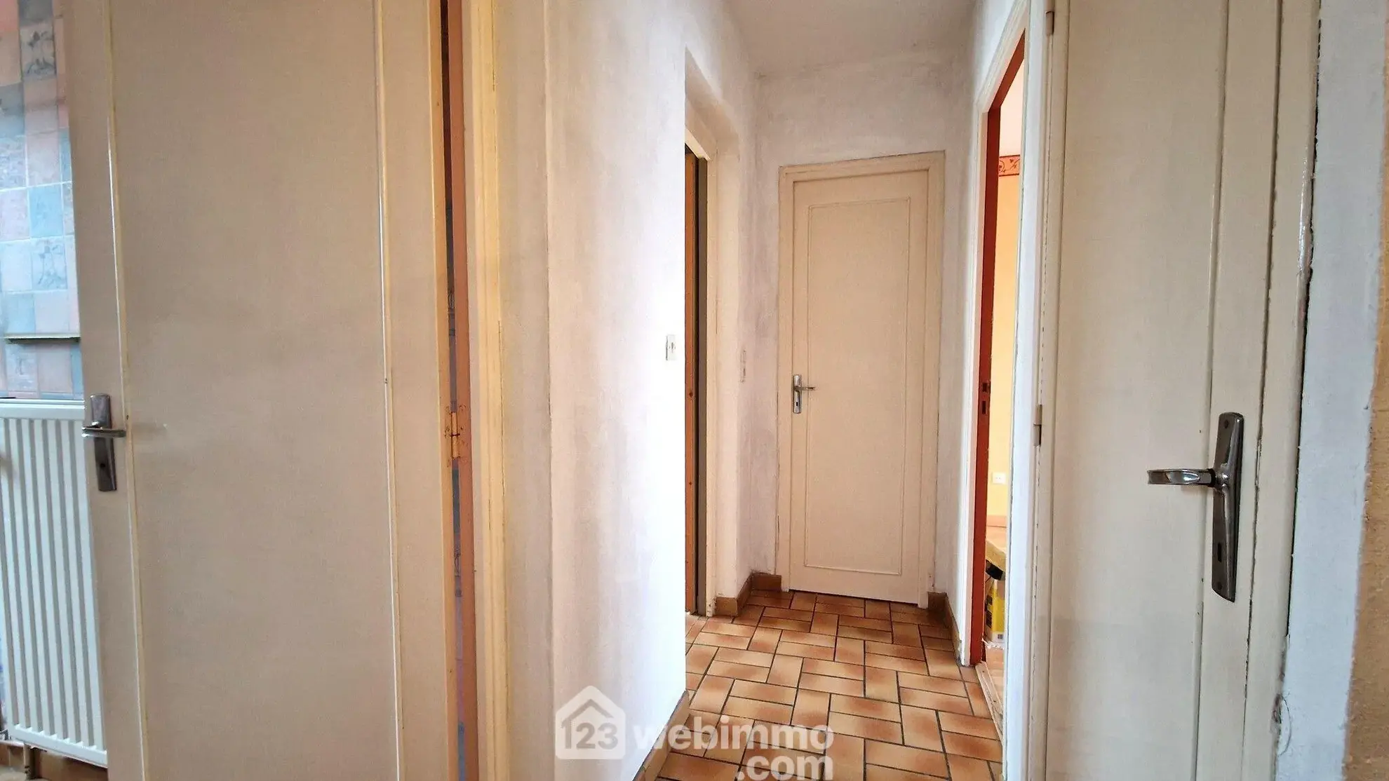 Maison à vendre de 102 m² à Clacy-et-Thierret avec terrain et garage 
