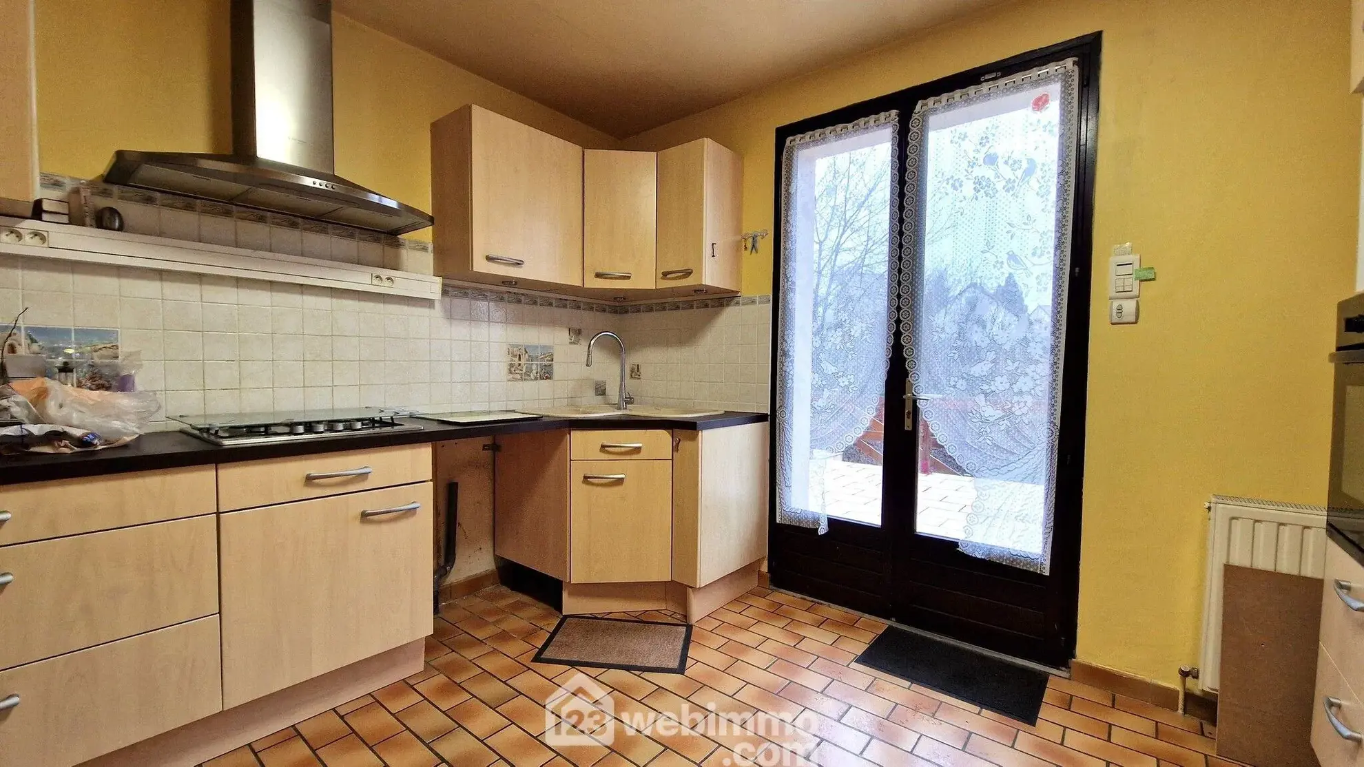 Maison à vendre de 102 m² à Clacy-et-Thierret avec terrain et garage 