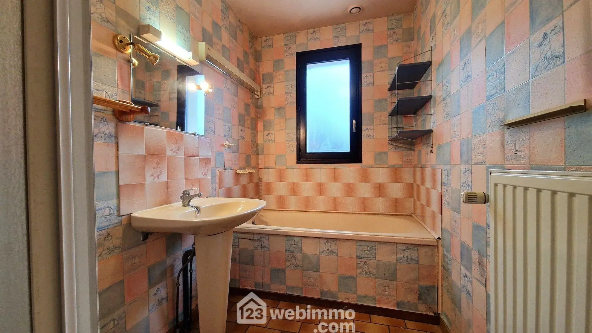 Maison à vendre de 102 m² à Clacy-et-Thierret avec terrain et garage 