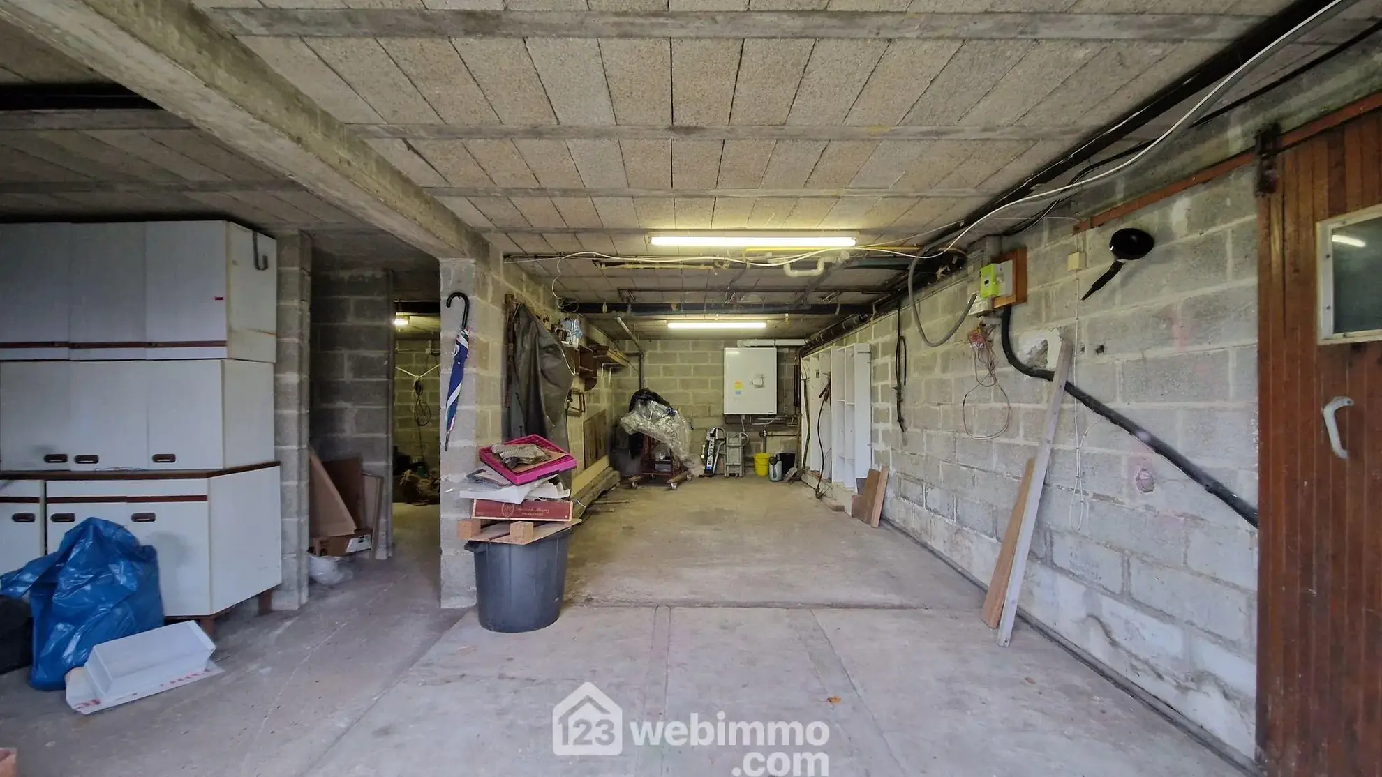 Maison à vendre de 102 m² à Clacy-et-Thierret avec terrain et garage 