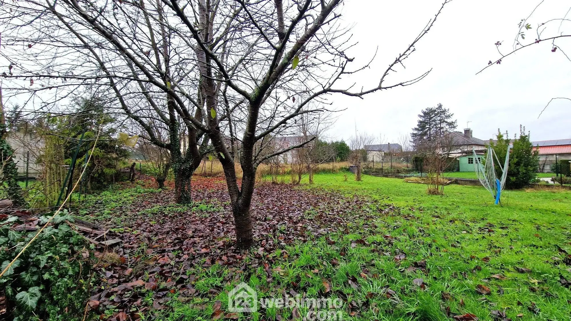 Maison à vendre de 102 m² à Clacy-et-Thierret avec terrain et garage 