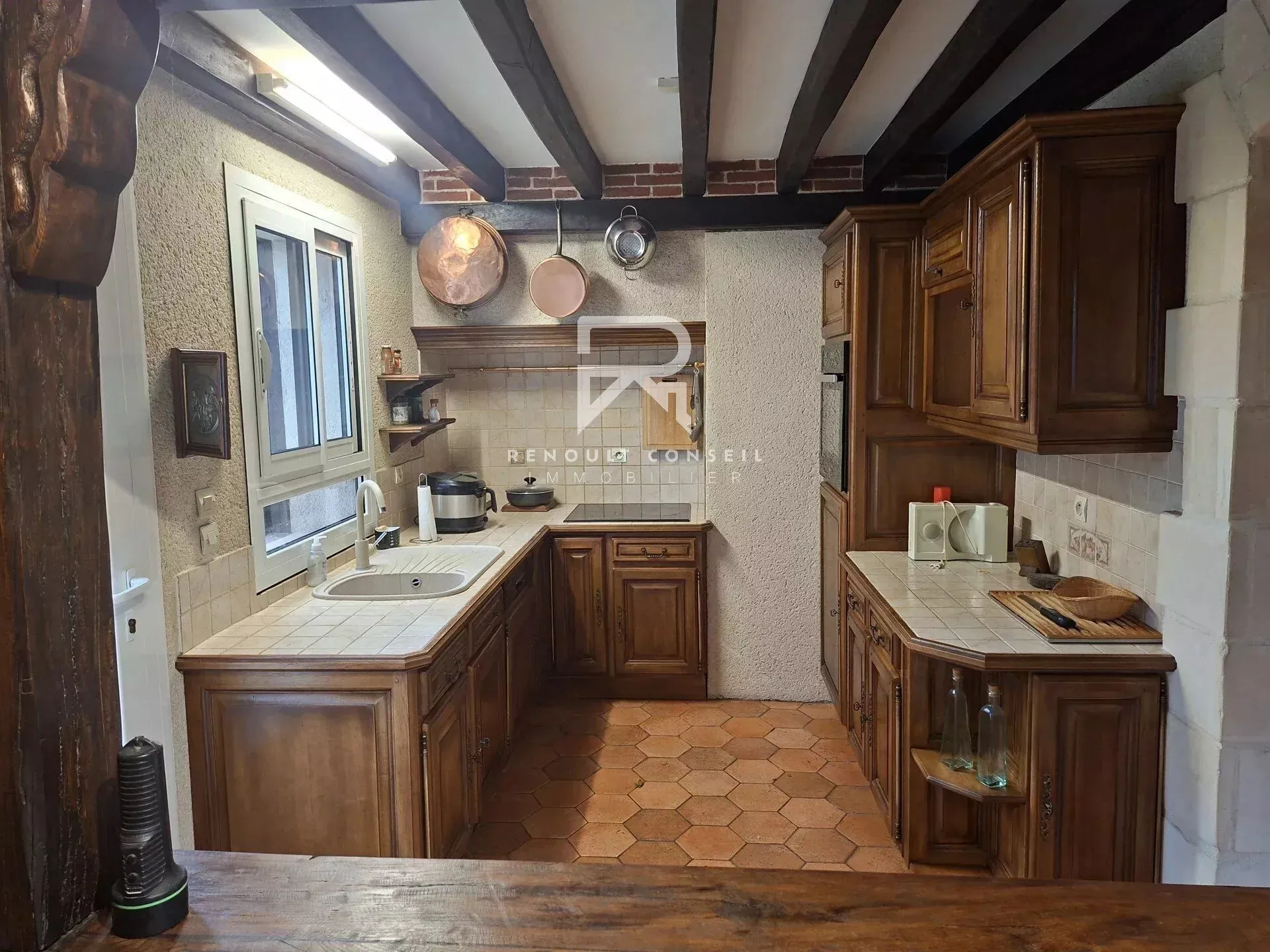 Charmante maison normande avec dépendances et grand terrain à Beaumont-le-Roger 