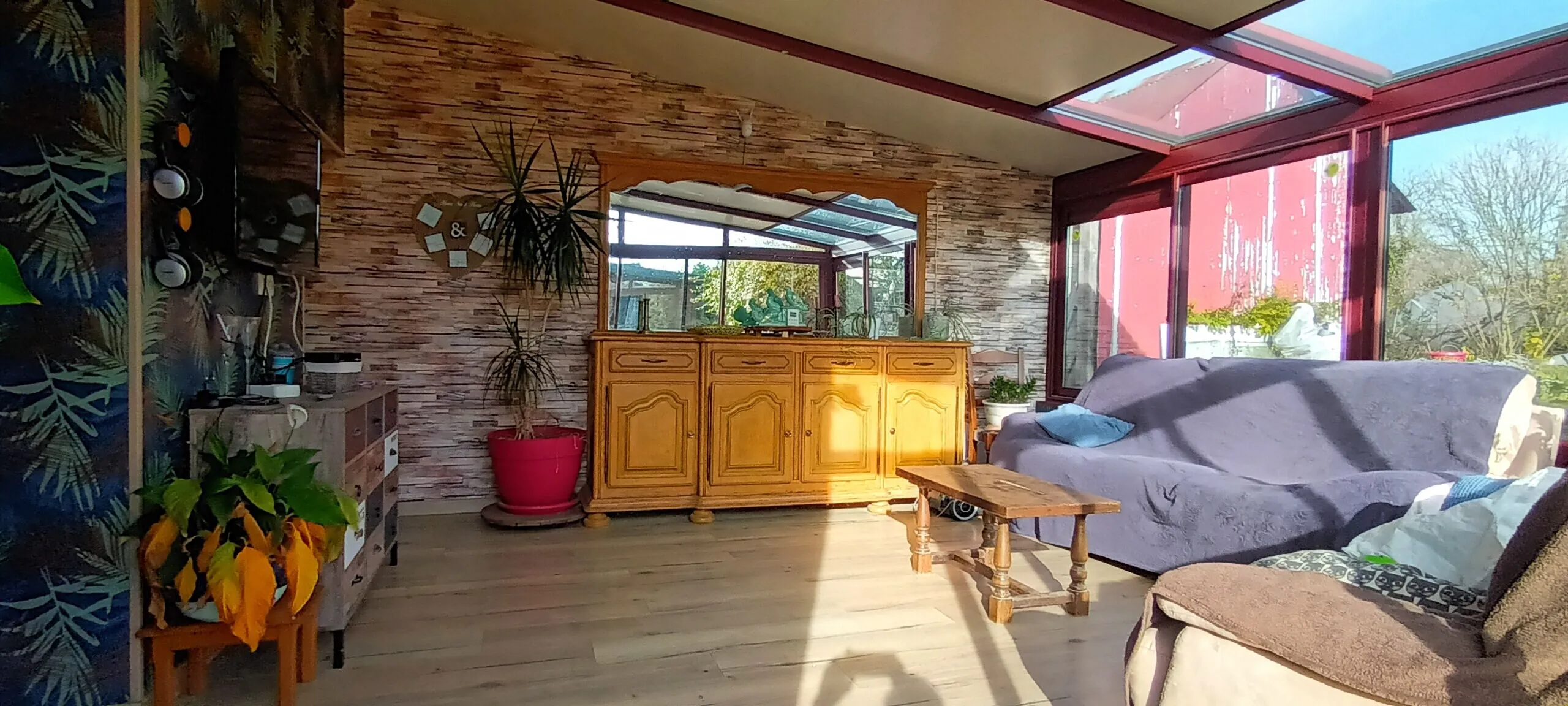 A vendre ensemble immobilier à Chaumont-Porcien avec deux maisons sur grand terrain 