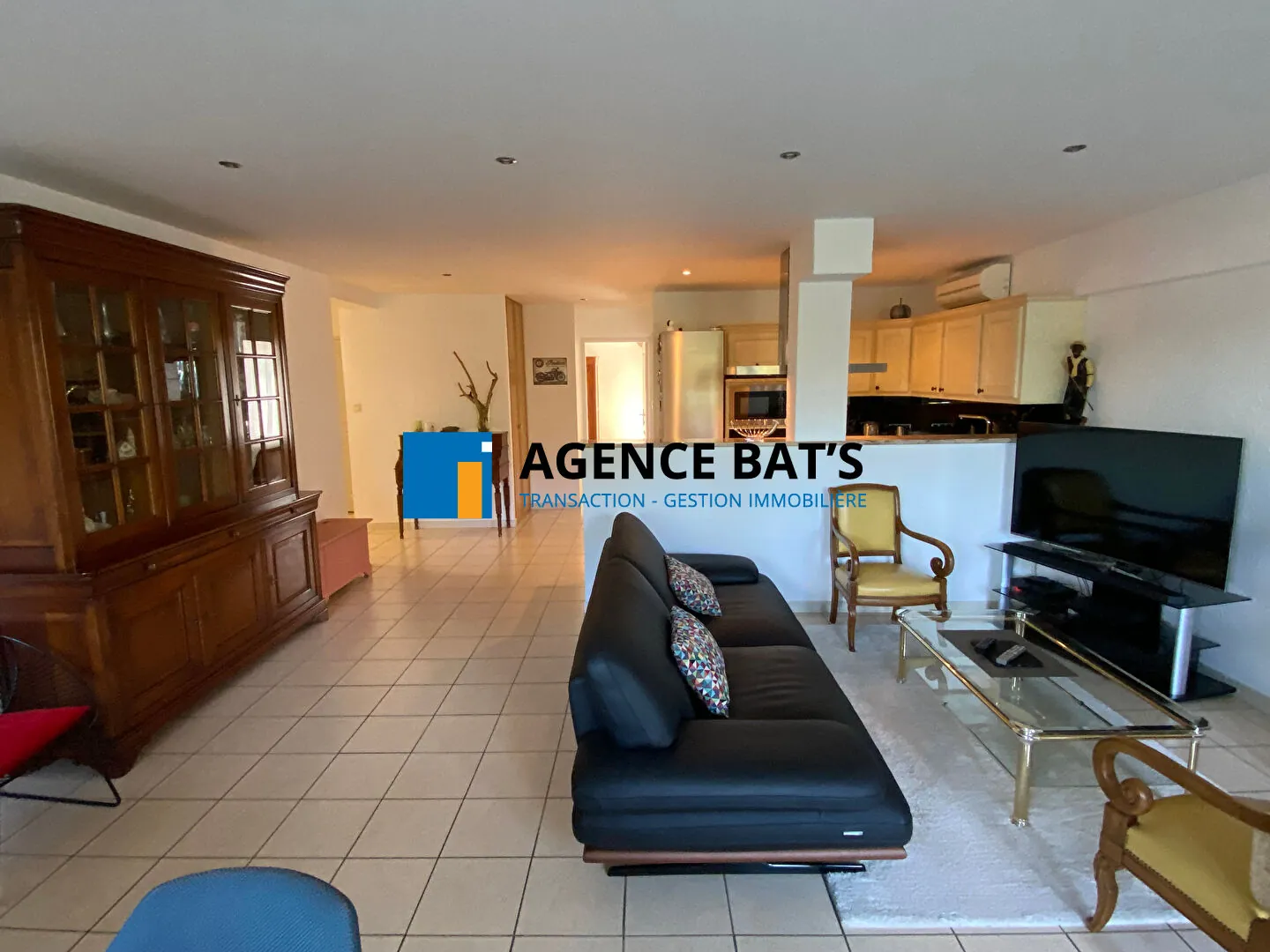 Vente Appartement F3 de 85 m² à Roche la Molière avec terrasse et parking privé 