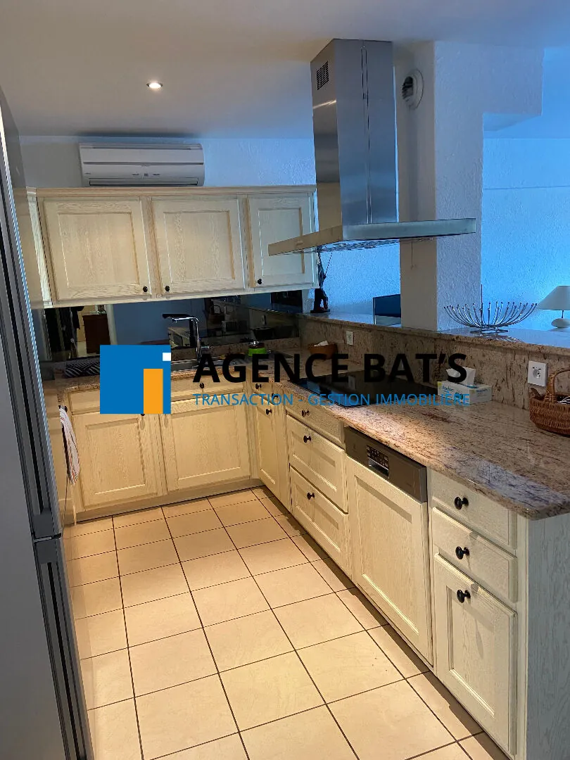 Vente Appartement F3 de 85 m² à Roche la Molière avec terrasse et parking privé 