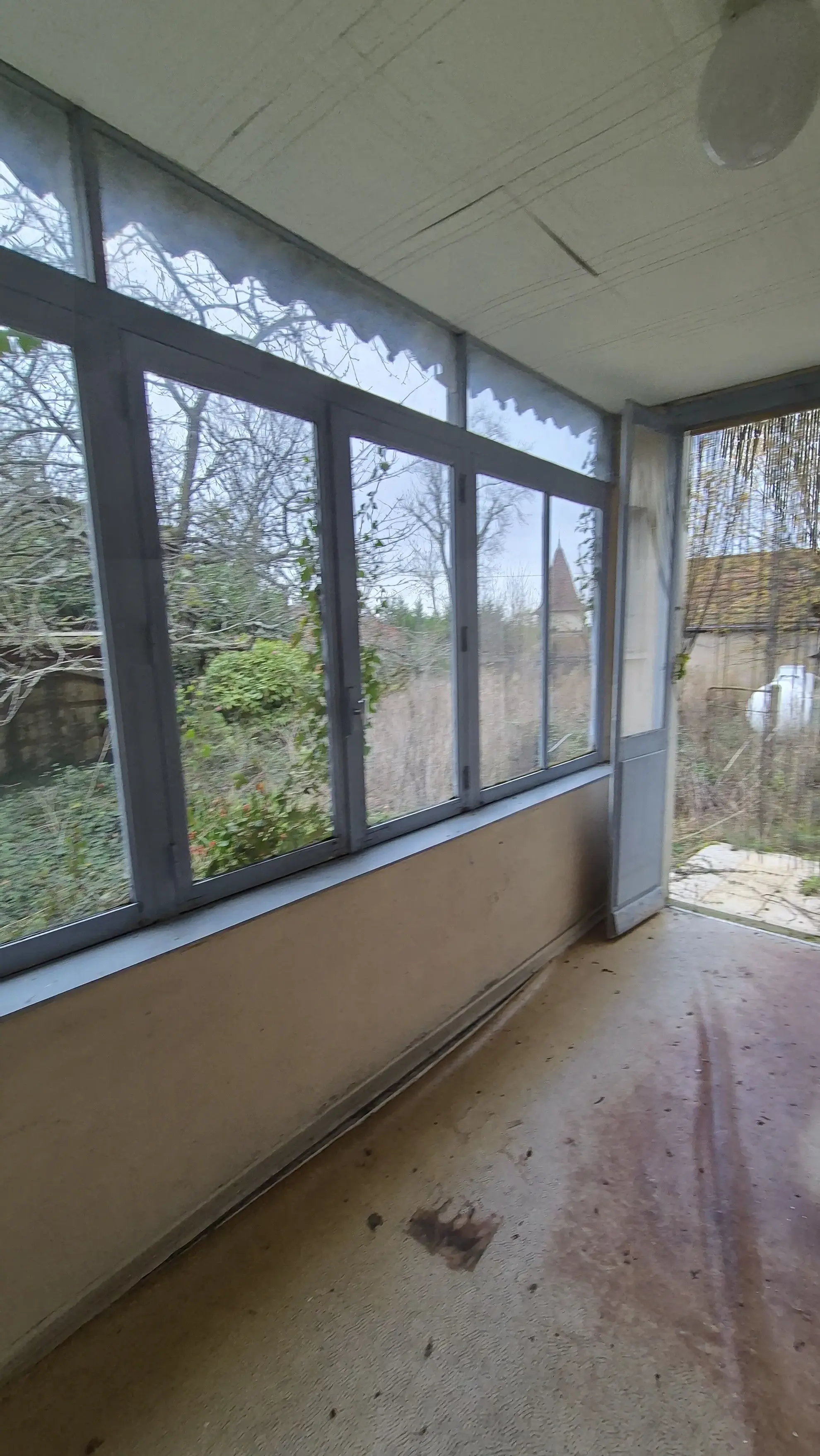 À vendre maison individuelle de 102 m² à Saint Léger sur Vouzance 