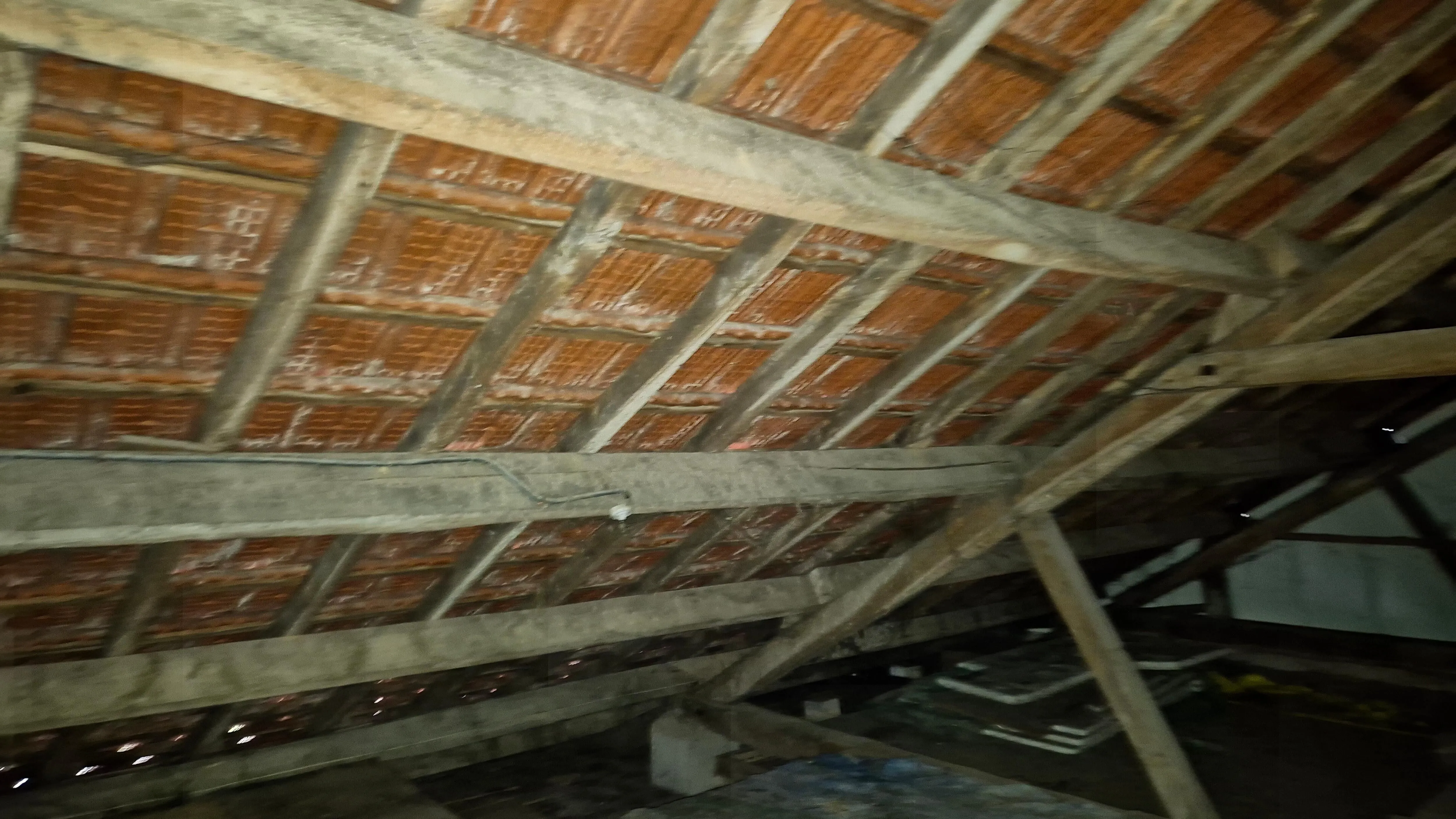 Maison individuelle de 102 m² à Saint Léger sur Vouzance avec garage et terrain clos 