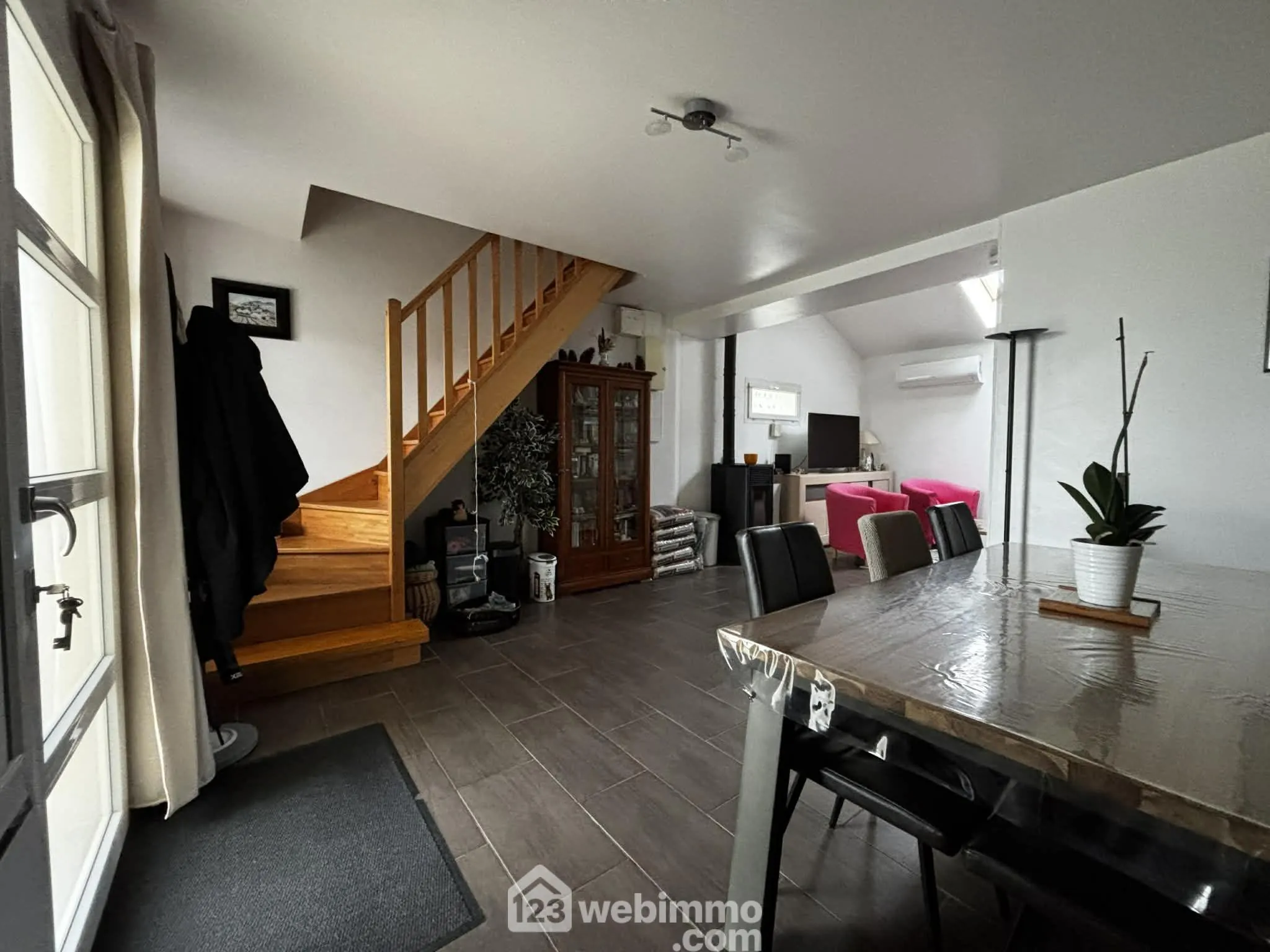 Maison rénovée de plain-pied à vendre à Châtellerault, 78,50 m2 avec 3 chambres 