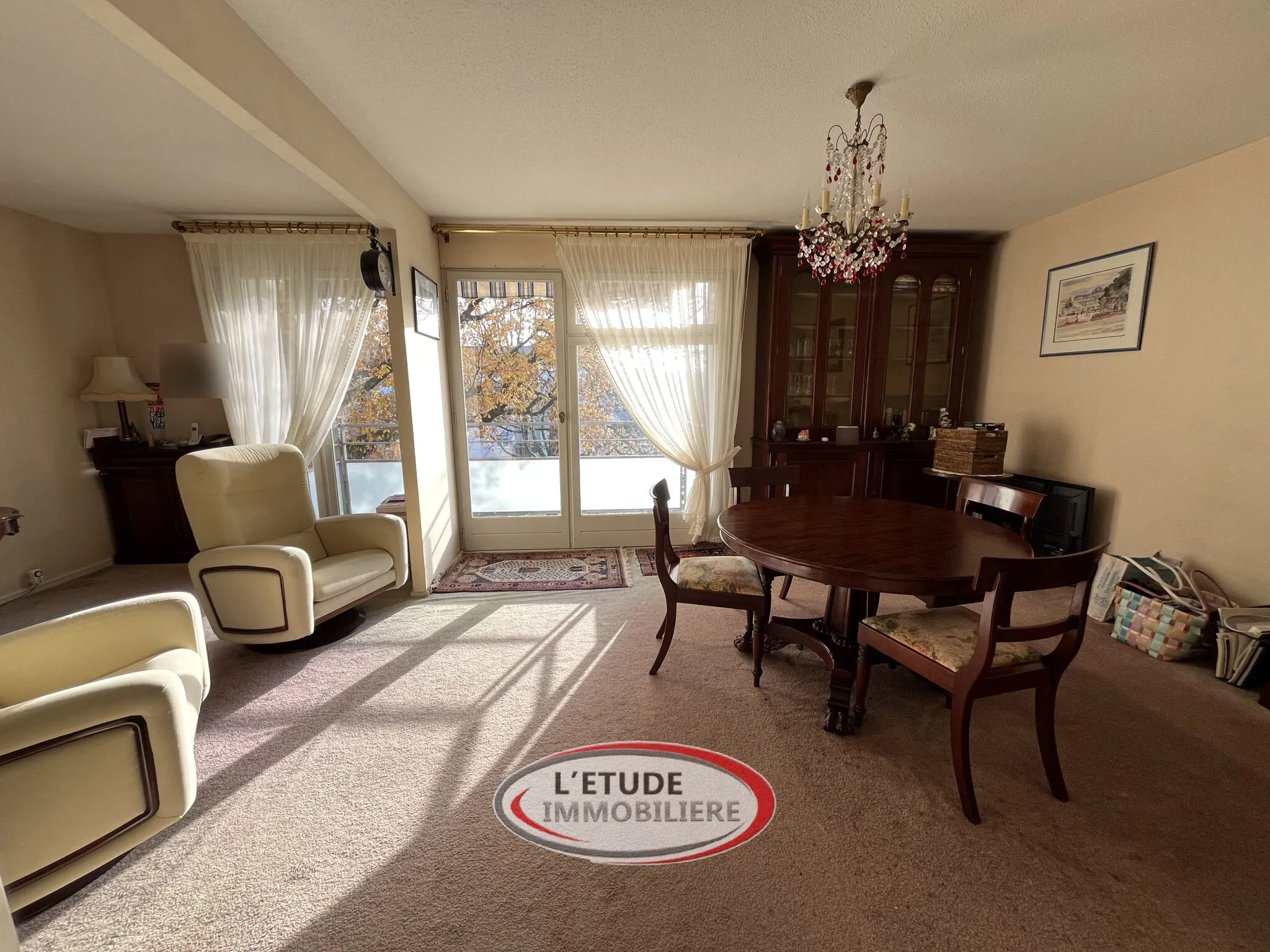 Appartement T6 à Orvault avec balcon, cave et chauffage collectif 