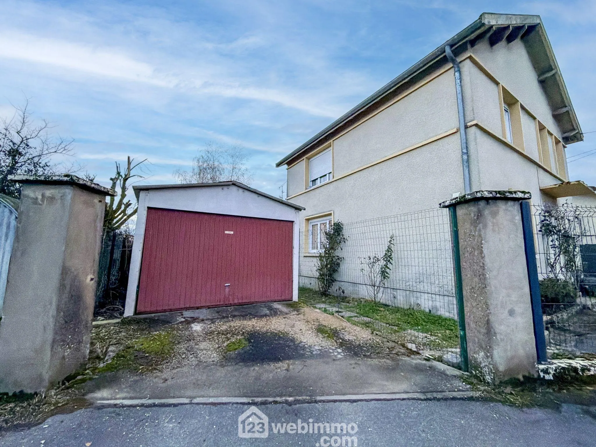 Maison à vendre de 95 m² avec garage et jardin à Thierville-sur-Meuse 