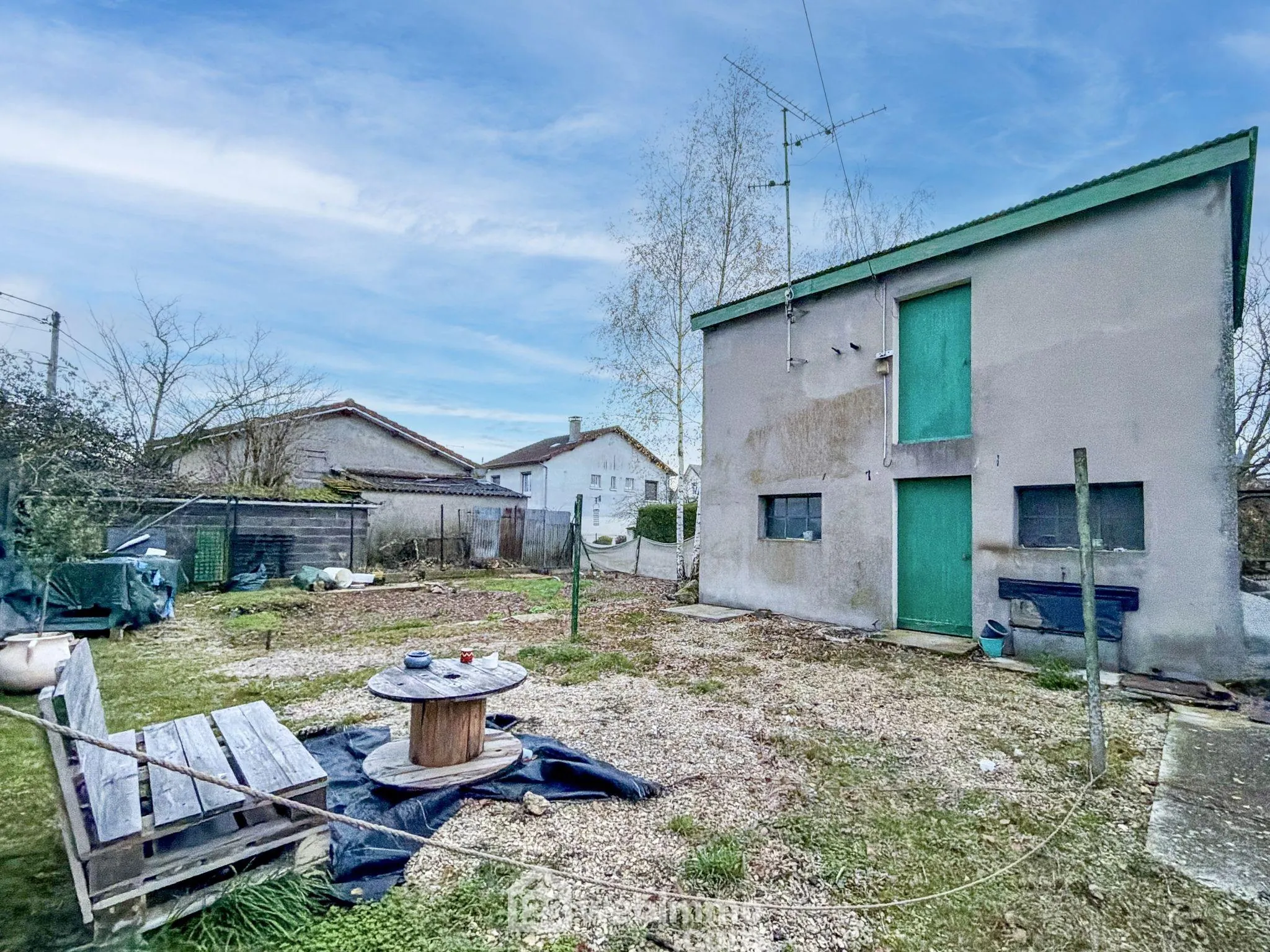 Maison à vendre de 95 m² avec garage et jardin à Thierville-sur-Meuse 