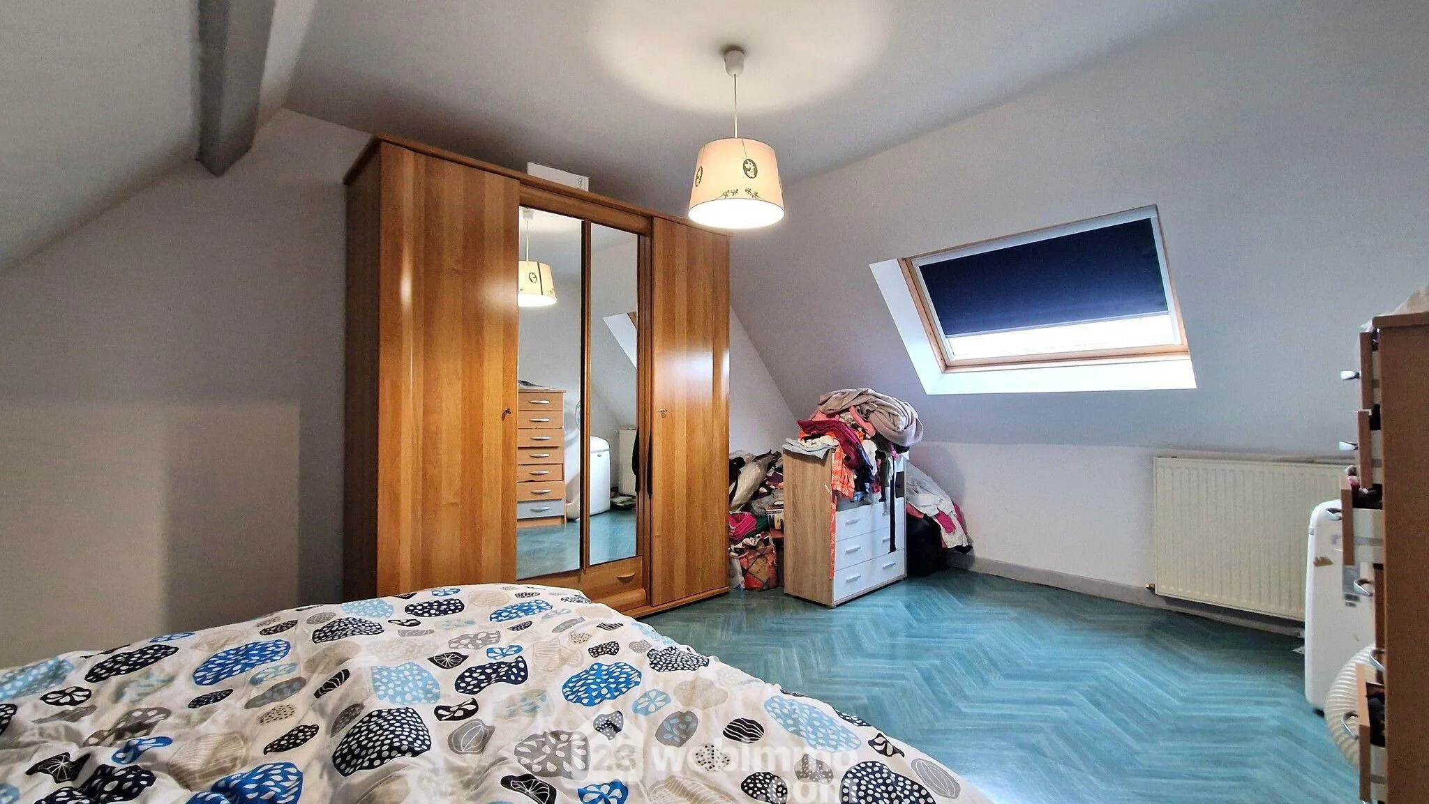 Belle longère en pierres avec étang et dépendance à Saint-Gobain 