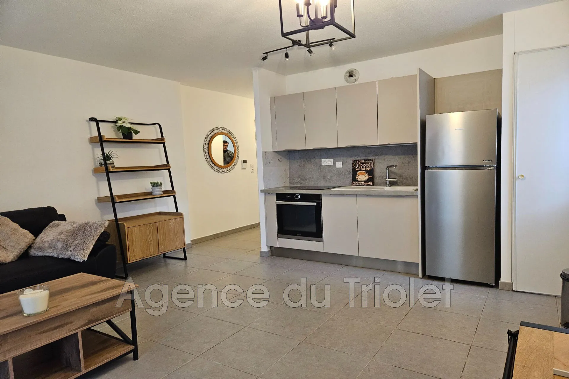 Vente d'un appartement T2 avec terrasse à Montpellier Sector Ovalie 