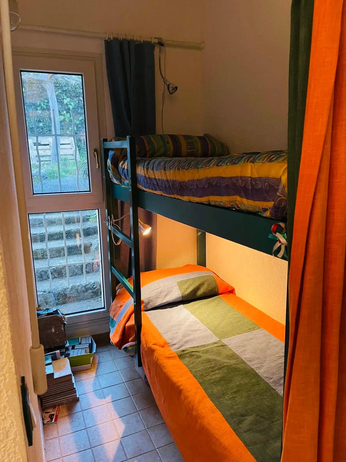 Charmante maison 3 pièces à Vallauris avec jardin, piscine et stationnement sécurisé 