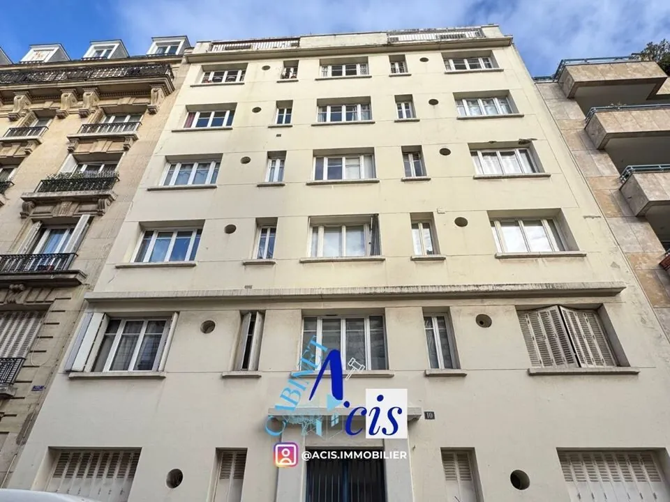 Studio de 19 m² à vendre dans le 14ème arrondissement de Paris, calme et bien situé 