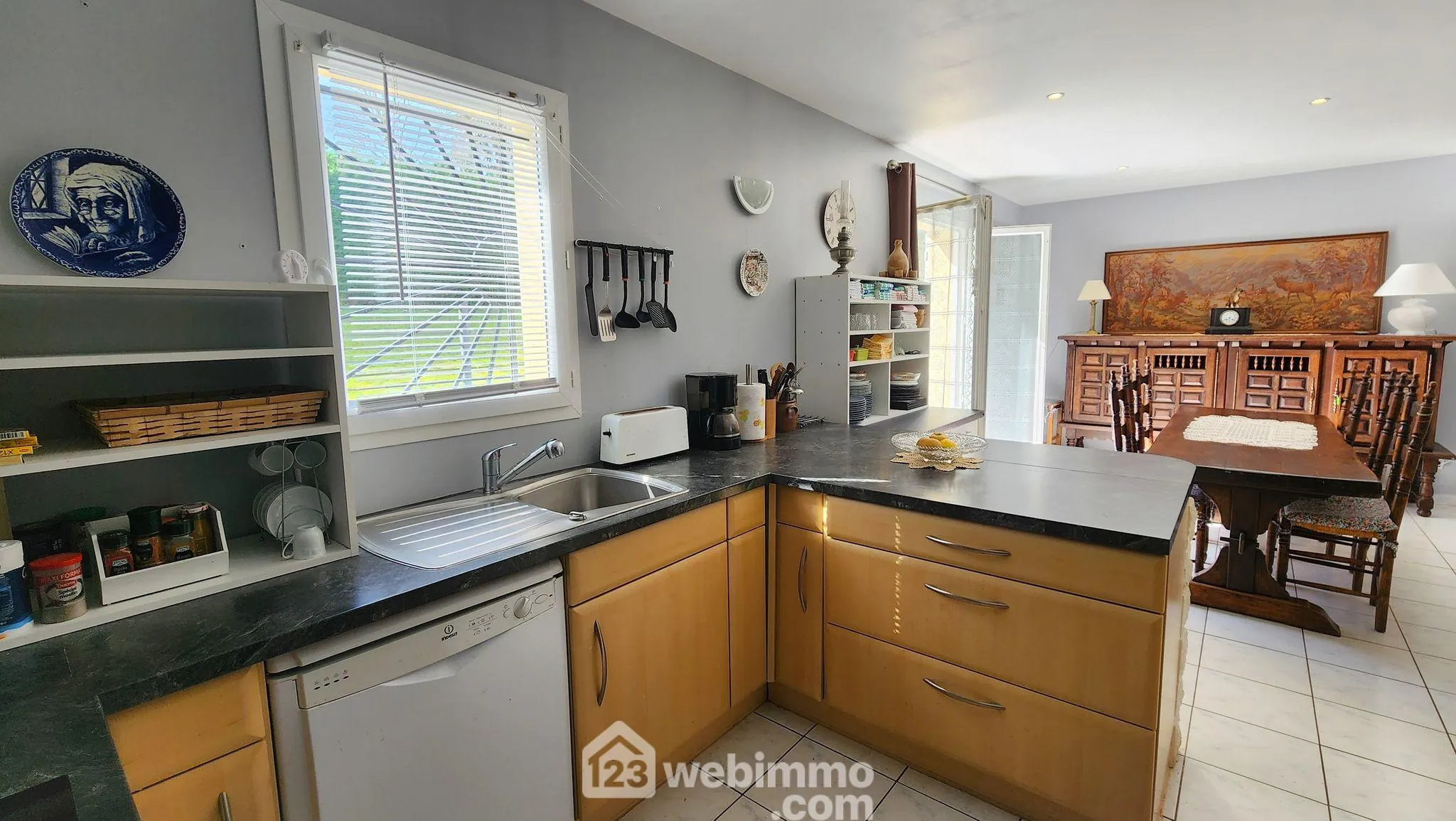 Maison de plain-pied à Thèze avec terrasse et 4 chambres - 110 m² 