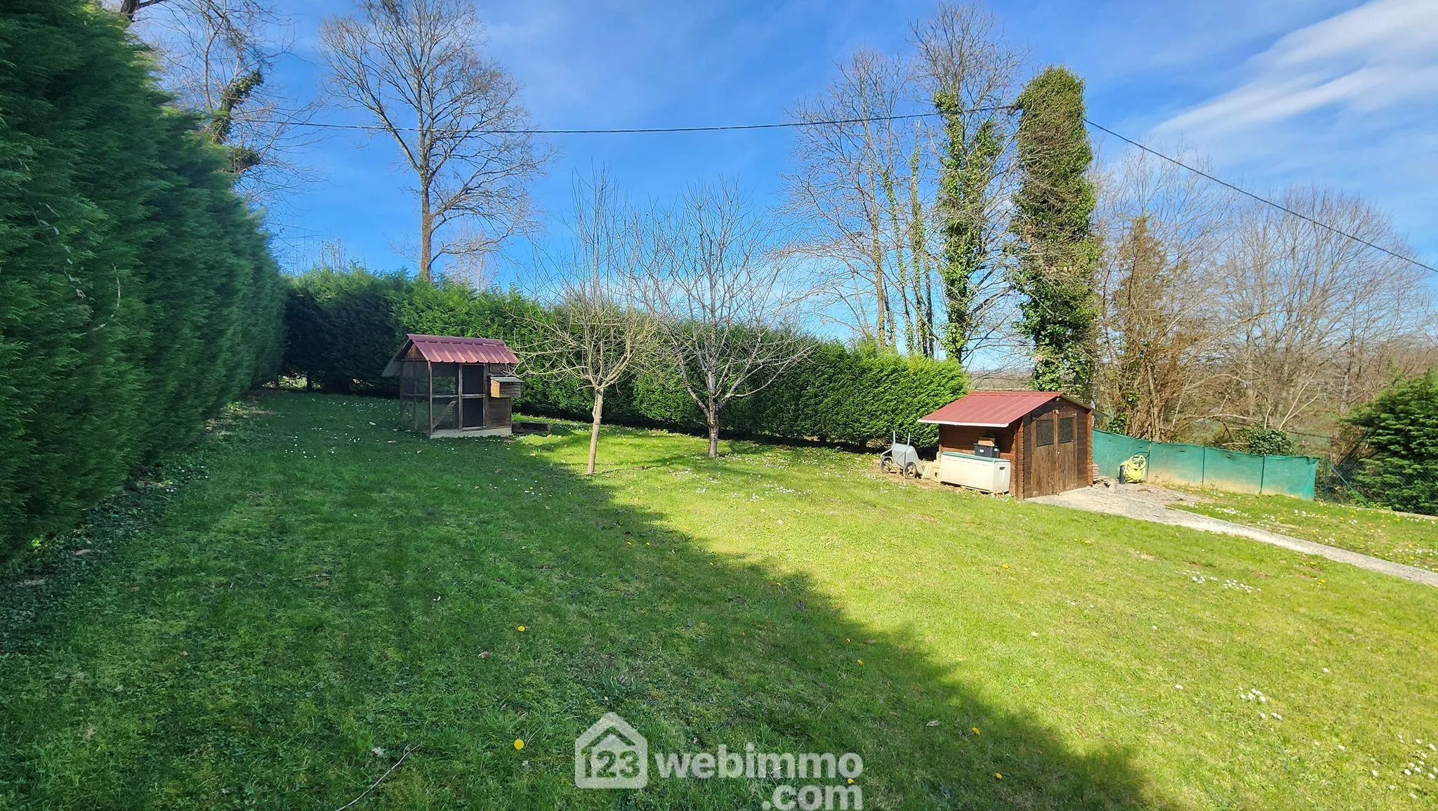 Maison de plain-pied à Thèze avec terrasse et 4 chambres - 110 m² 