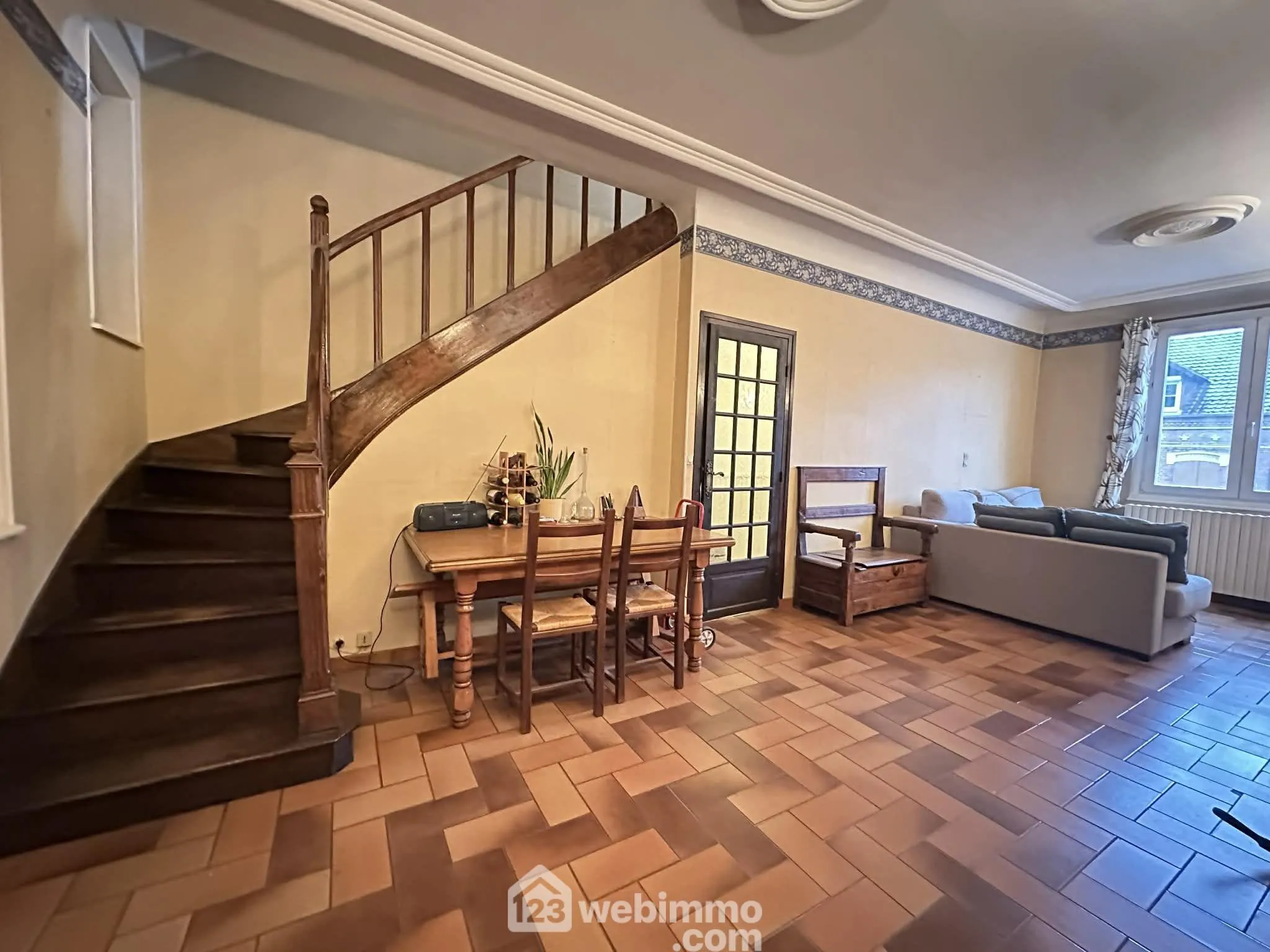 Maison de ville de 107 m² à Laon avec jardin et 3 chambres 