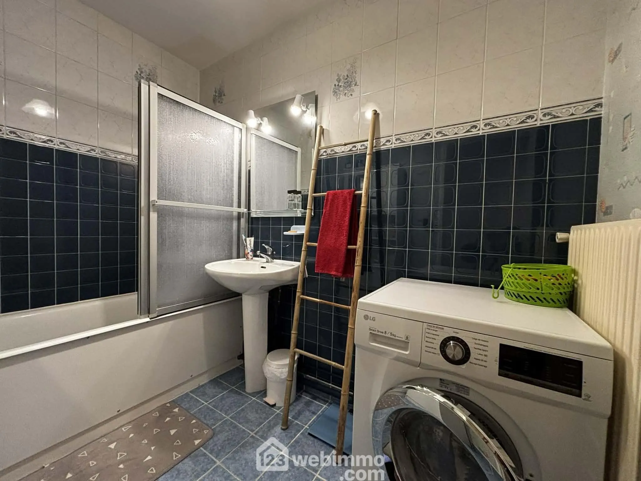 Appartement de 70,7 m² à Châtellerault avec parking et terrasse en vente 