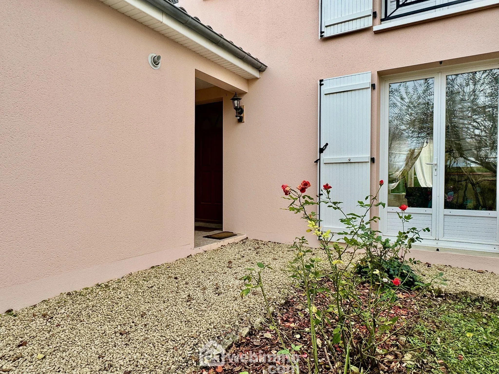 Maison à Buxerolles avec 4 chambres, jardin et garage - 102 m² 