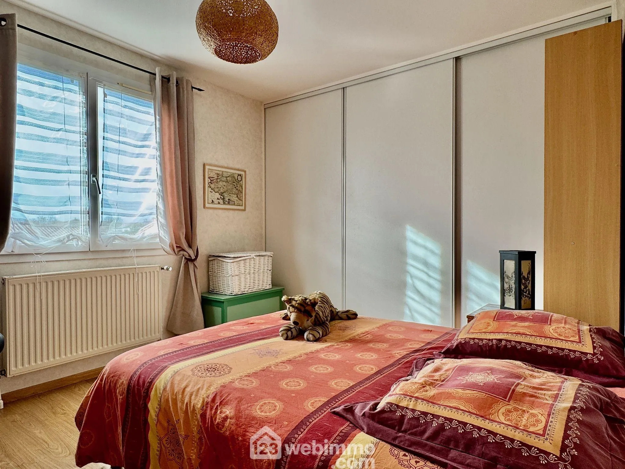 Maison à Buxerolles avec 4 chambres, jardin et garage - 102 m² 