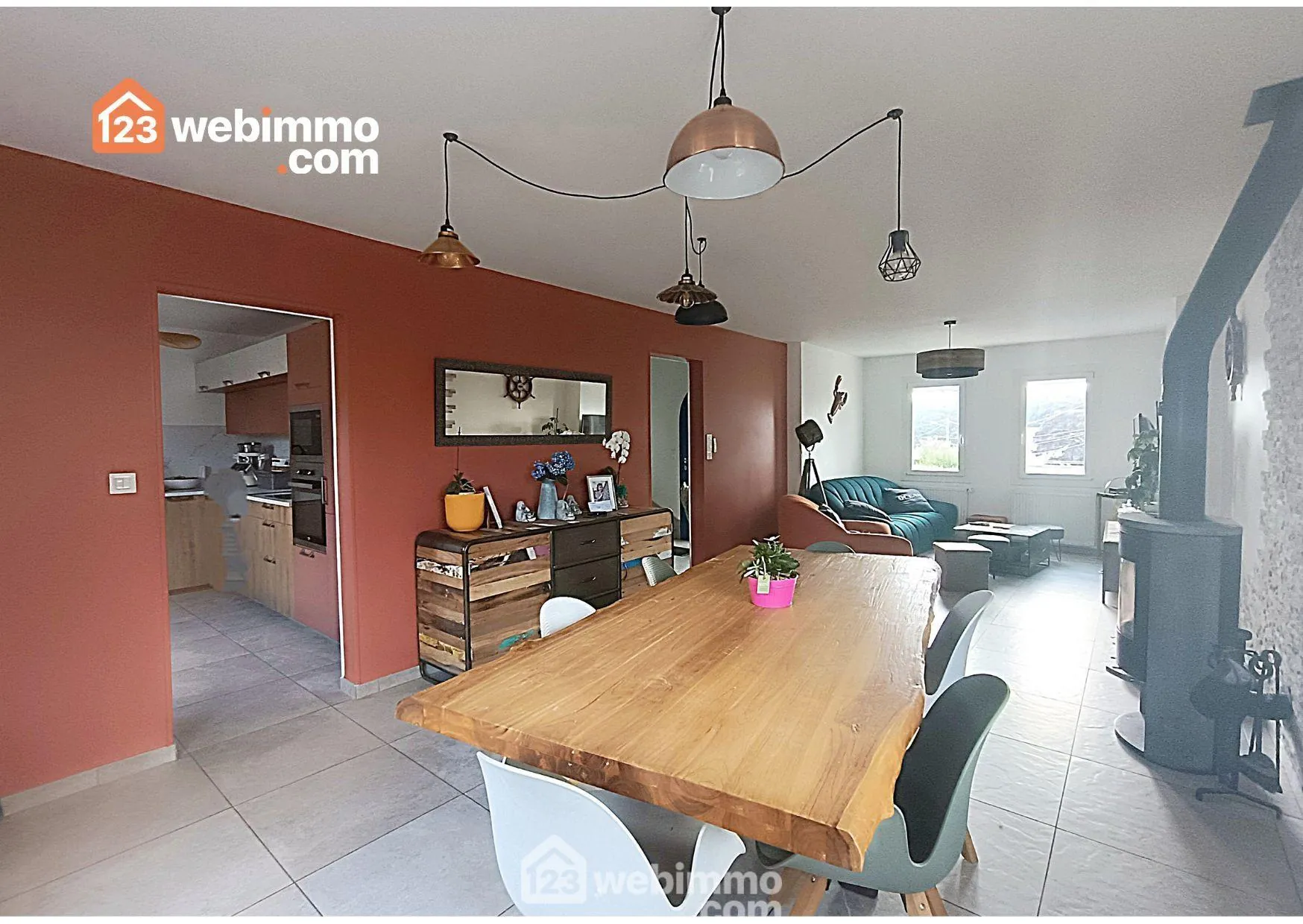 Maison rénovée de 113 m² à Chatelaudren-Plouagat, parfait premier achat