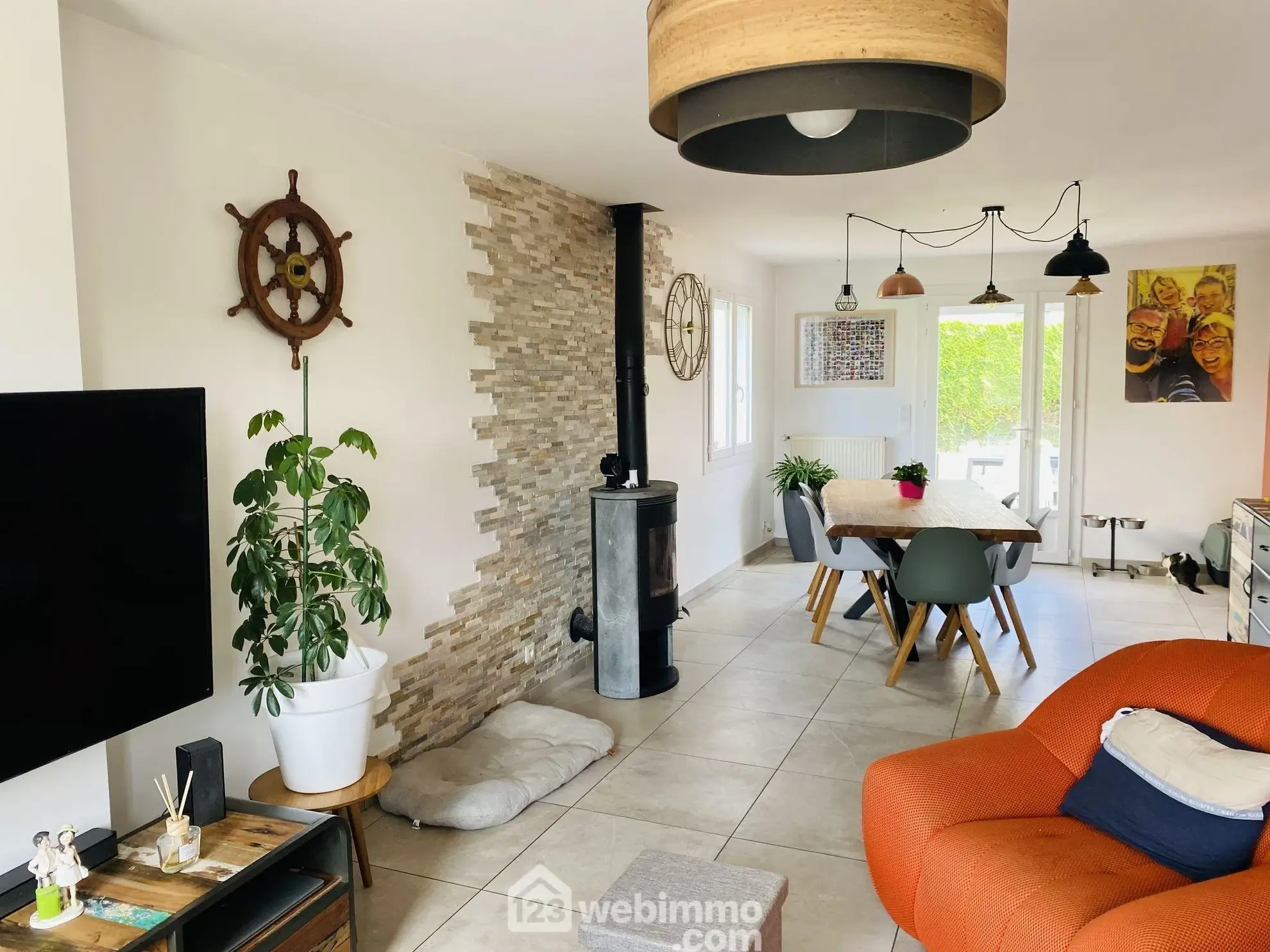 Maison rénovée de 113 m² à Chatelaudren-Plouagat, parfait premier achat 
