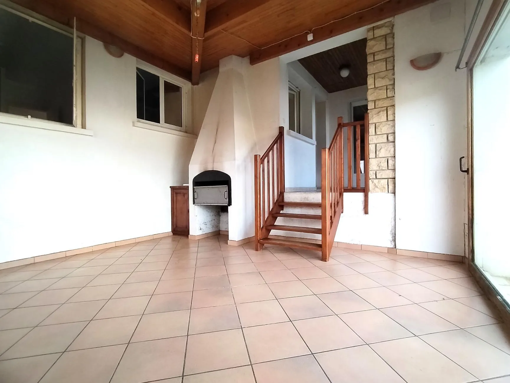 Maison à vendre à Cadillac-sur-Garonne avec jardin et sous-sol aménageable 