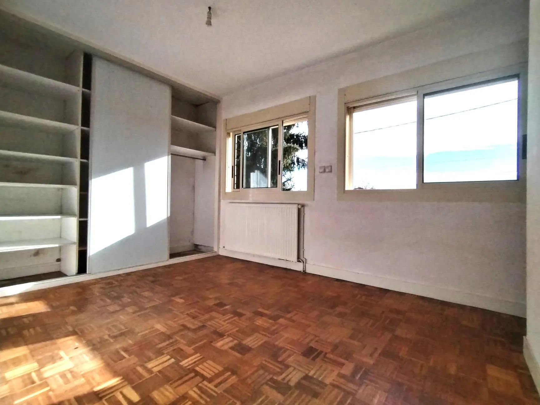 Maison à vendre à Cadillac-sur-Garonne avec jardin et sous-sol aménageable 