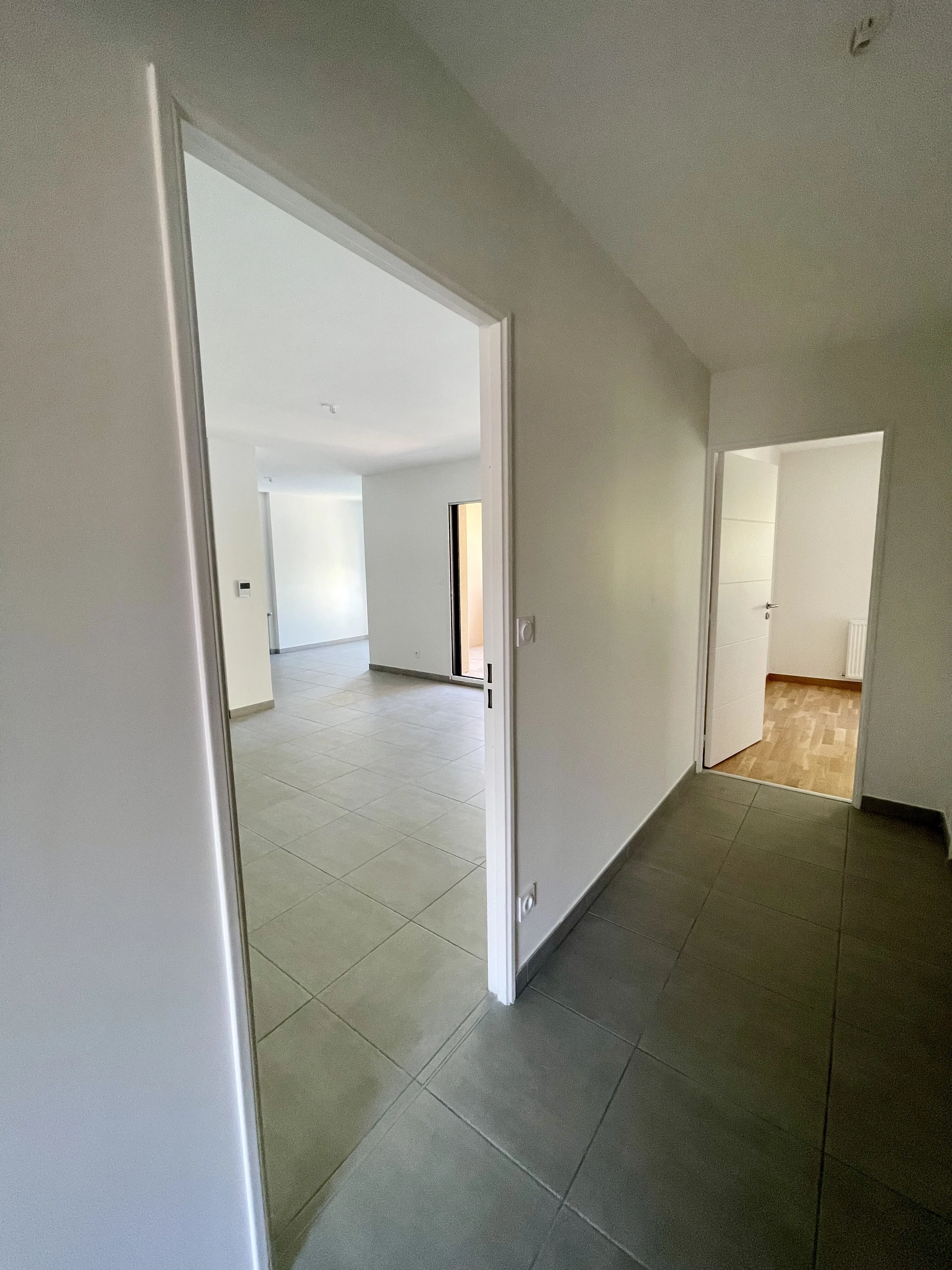 À vendre appartement 3 pièces avec terrasse à Dardilly 