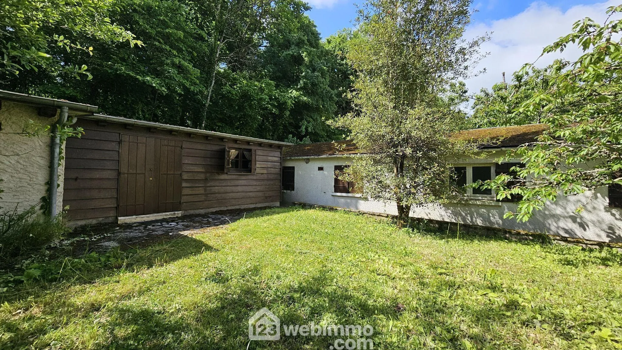 Maison bourgeoise de 170 m² avec dépendance et garage à Milly-la-Forêt 