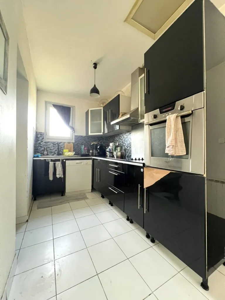 Maison T5 à Auterive de 90 m² avec jardin et potentiel de rénovation 