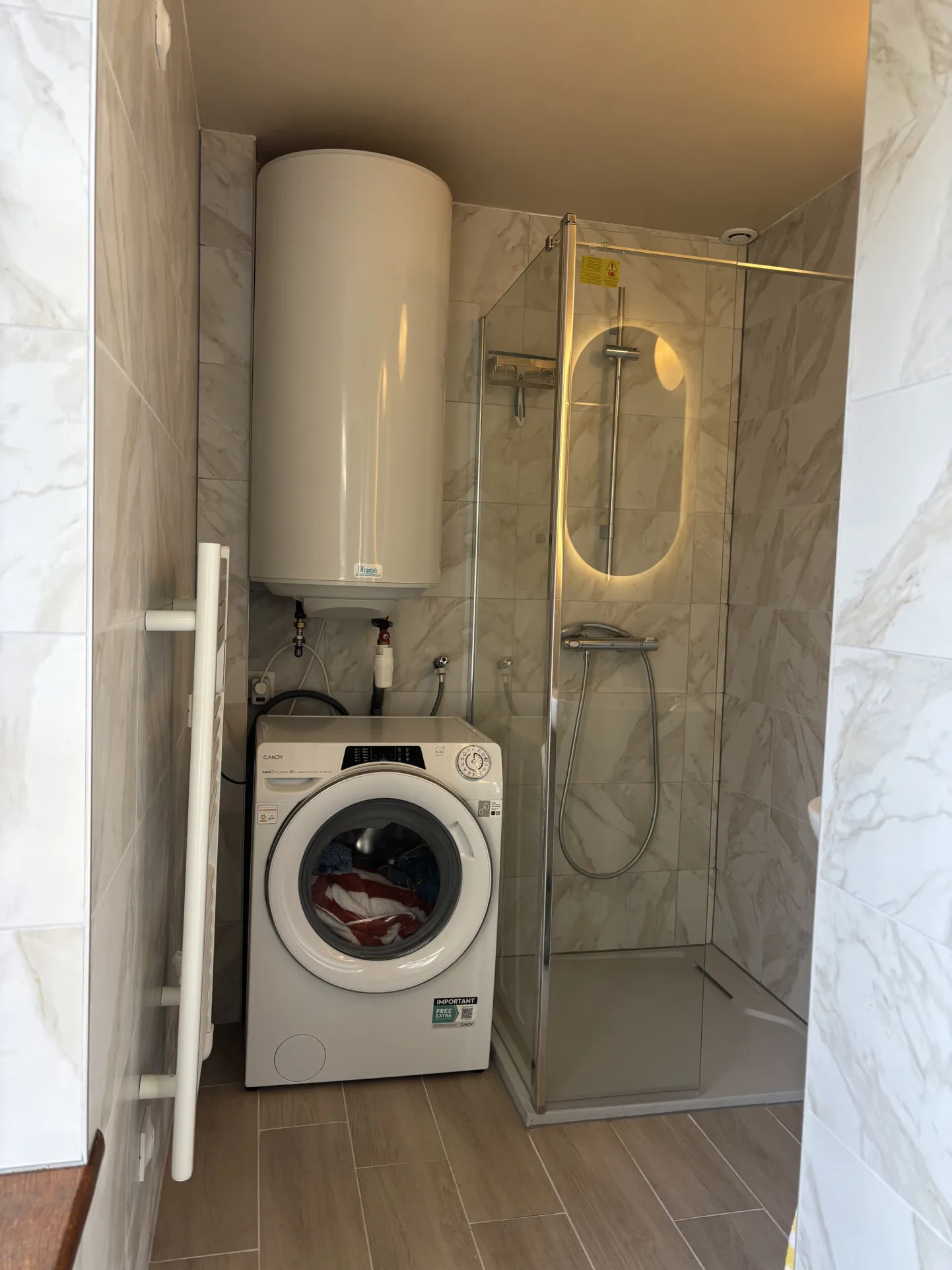 Maison rénovée avec grand terrain à Sazeray dans un cadre rural paisible 