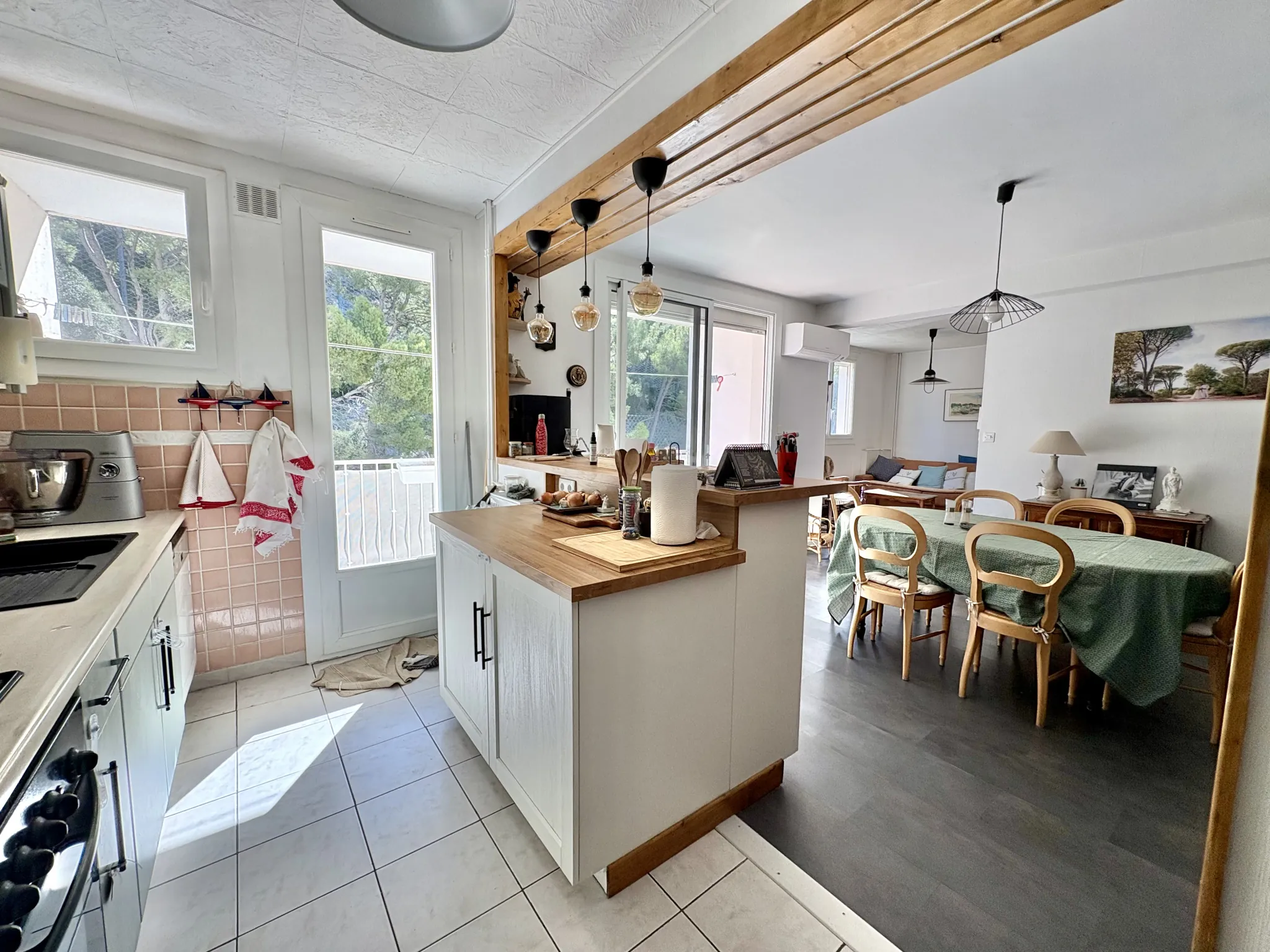 Appartement T4 avec parking et terrasses à Toulon Ouest 