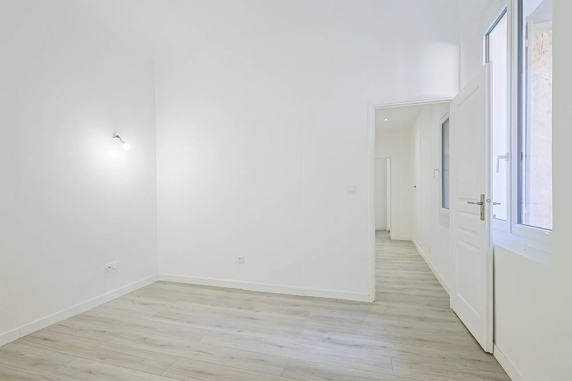 Appartement T3 bis rénové à Solliès-Pont, 89,88 m², proche commodités 